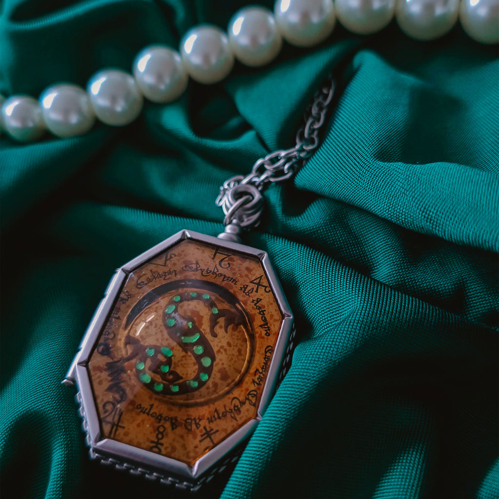 Image produit Harry Potter - Médaillon Horcruxe Salazar Serpentard