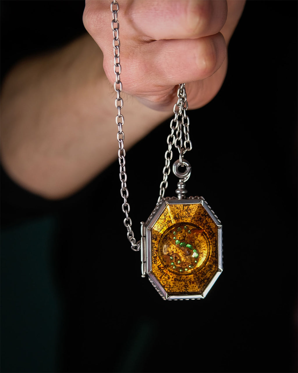Image produit Harry Potter - Médaillon Horcruxe Salazar Serpentard