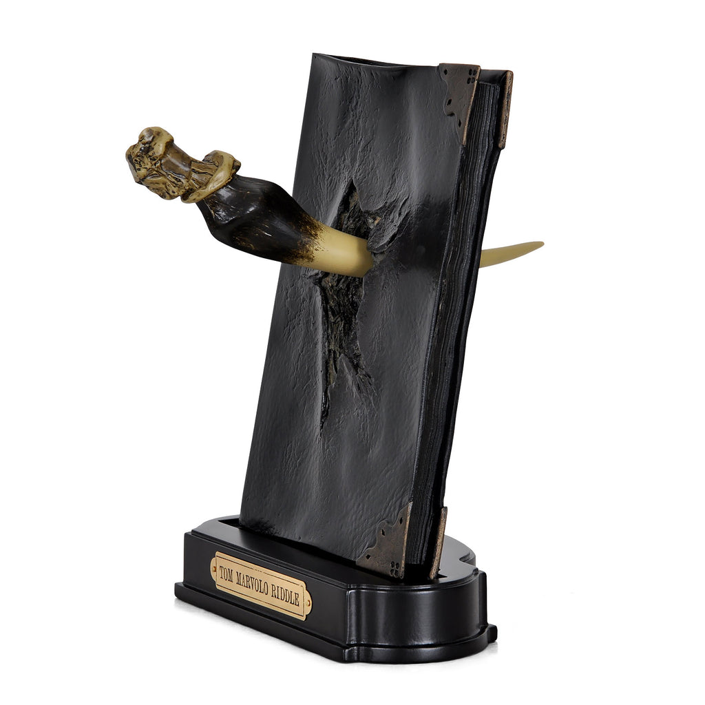 Image produit Harry Potter - Statue du Journal de Riddle avec dent de Basilic