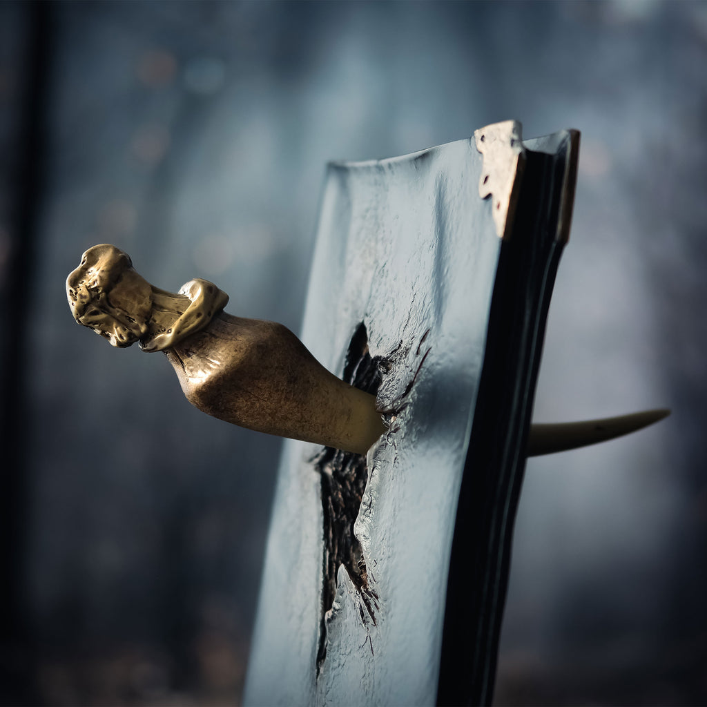 Image produit Harry Potter - Statue du Journal de Riddle avec dent de Basilic
