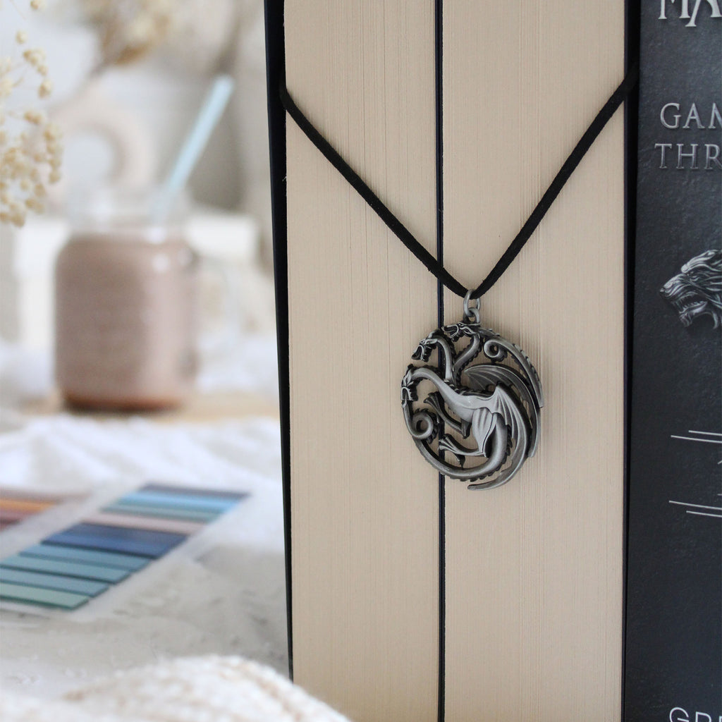 Image produit Game of Thrones - Collier Dragon Blason Targaryen