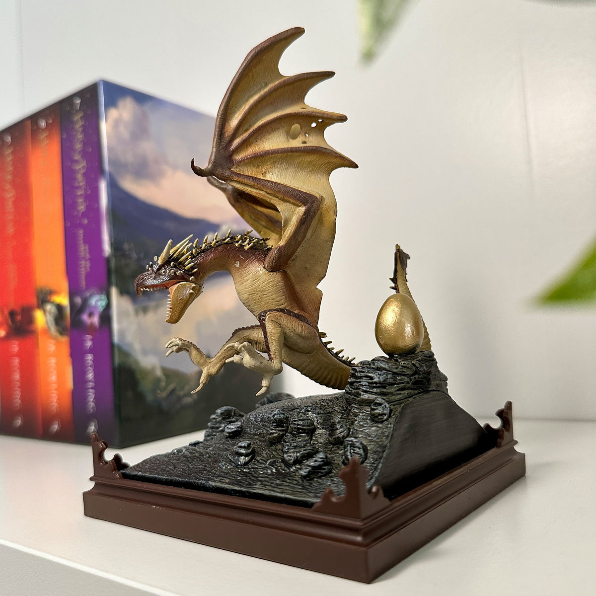 Image produit Vifdor Hongrois - Figurine Animaux Fantastiques Harry Potter