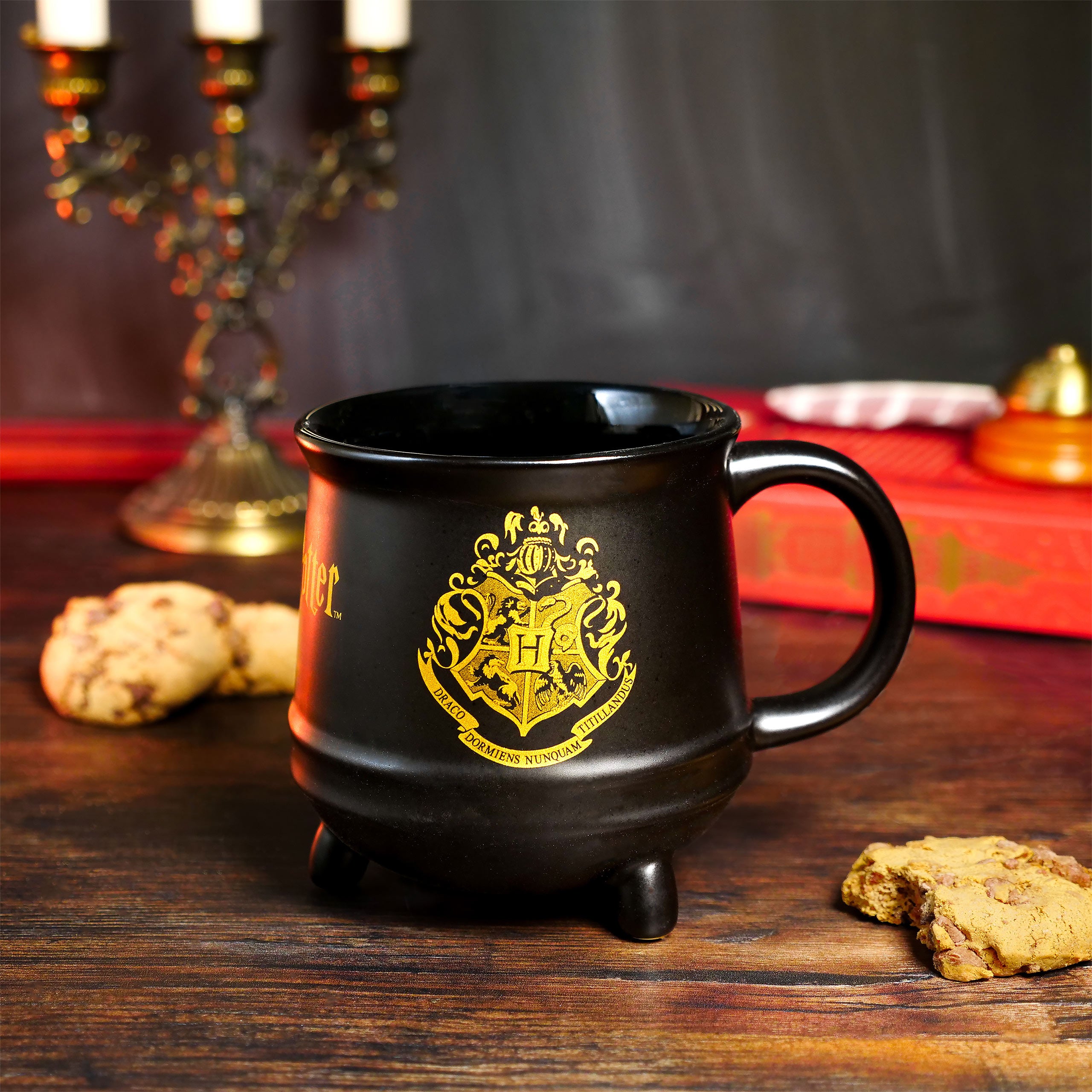Image produit Harry Potter - Tasse Chaudron avec blason de Poudlard