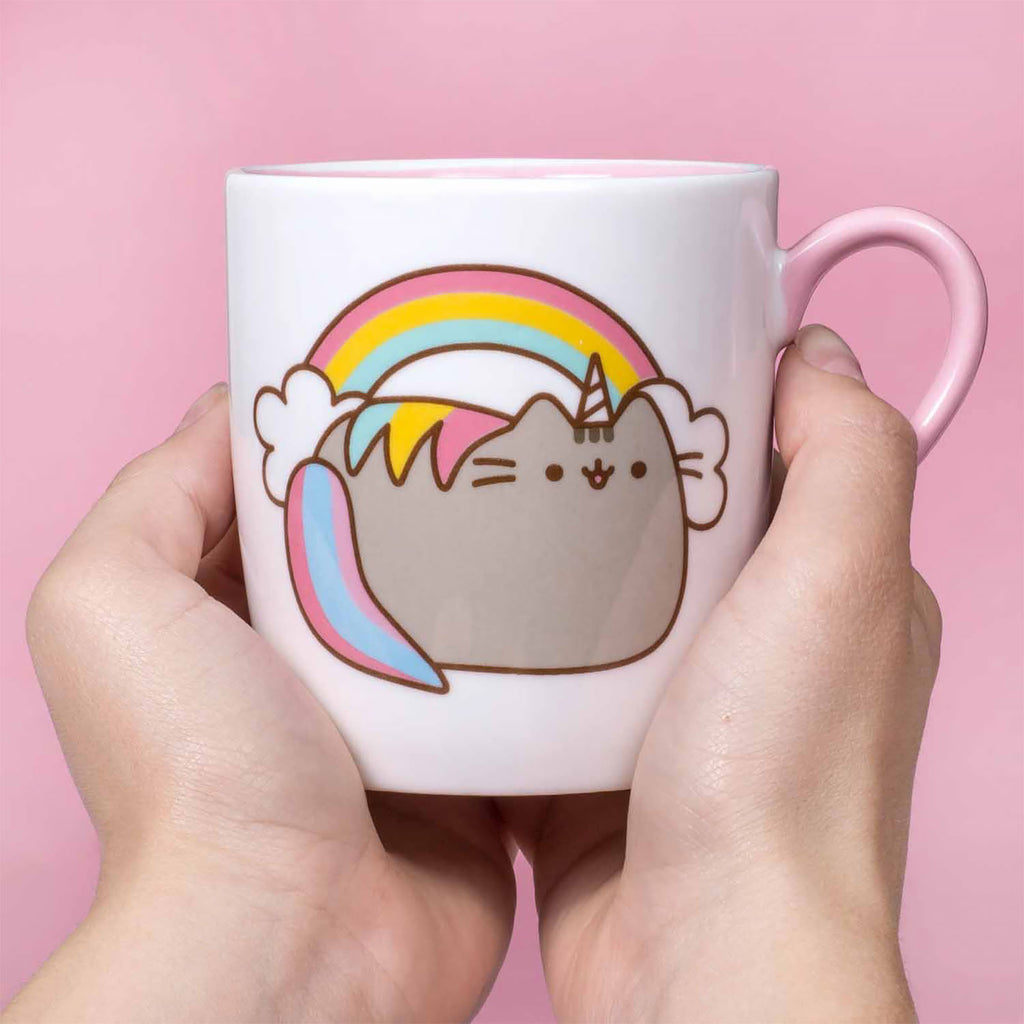 Image produit Pusheen - Chaussettes arc-en-ciel et tasse