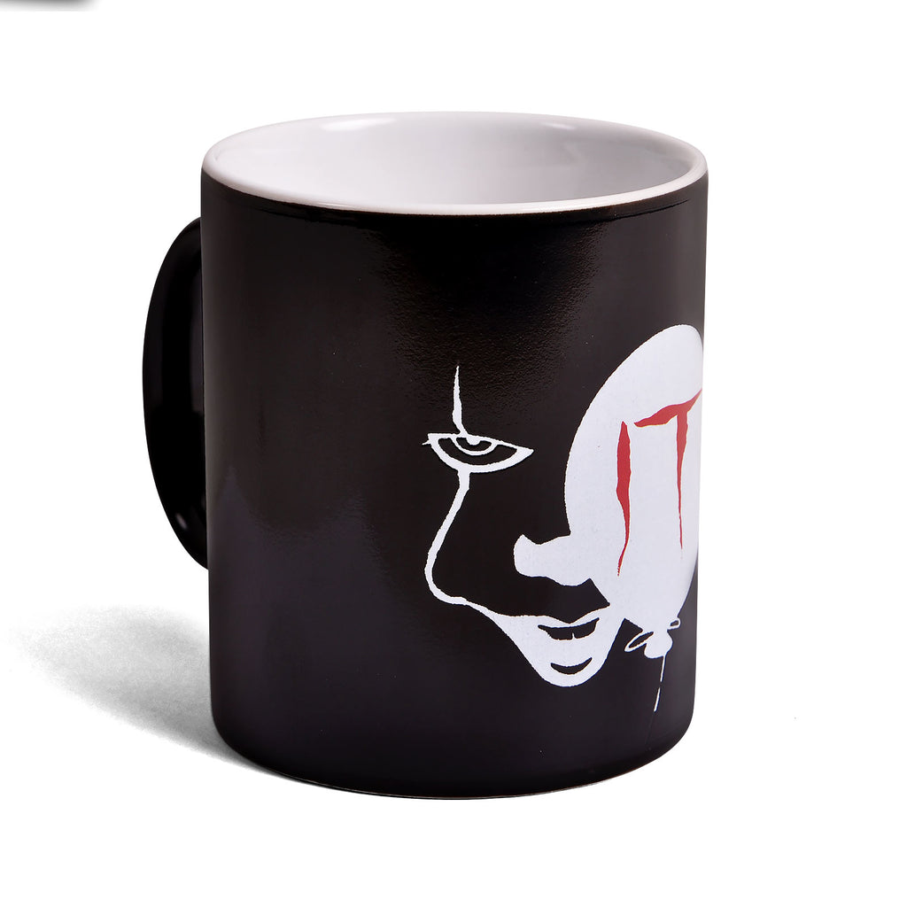 Image produit Stephen King's IT - Mug à effet thermique Pennywise