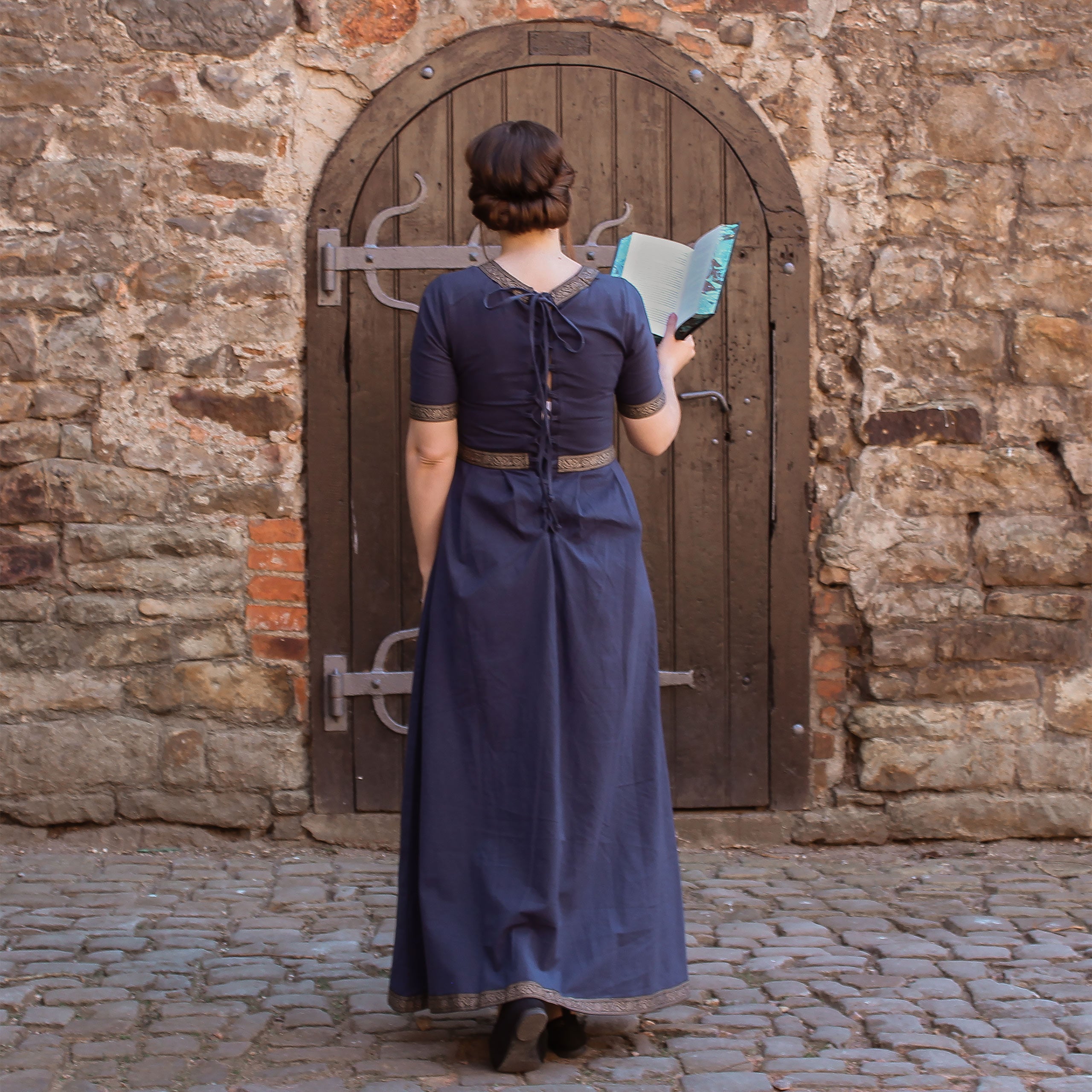 Image produit Robe Médiévale Ennlin à Manches Courtes Bleue