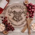 Image produit Harry Potter - Planche à découper blason de Poudlard en hêtre