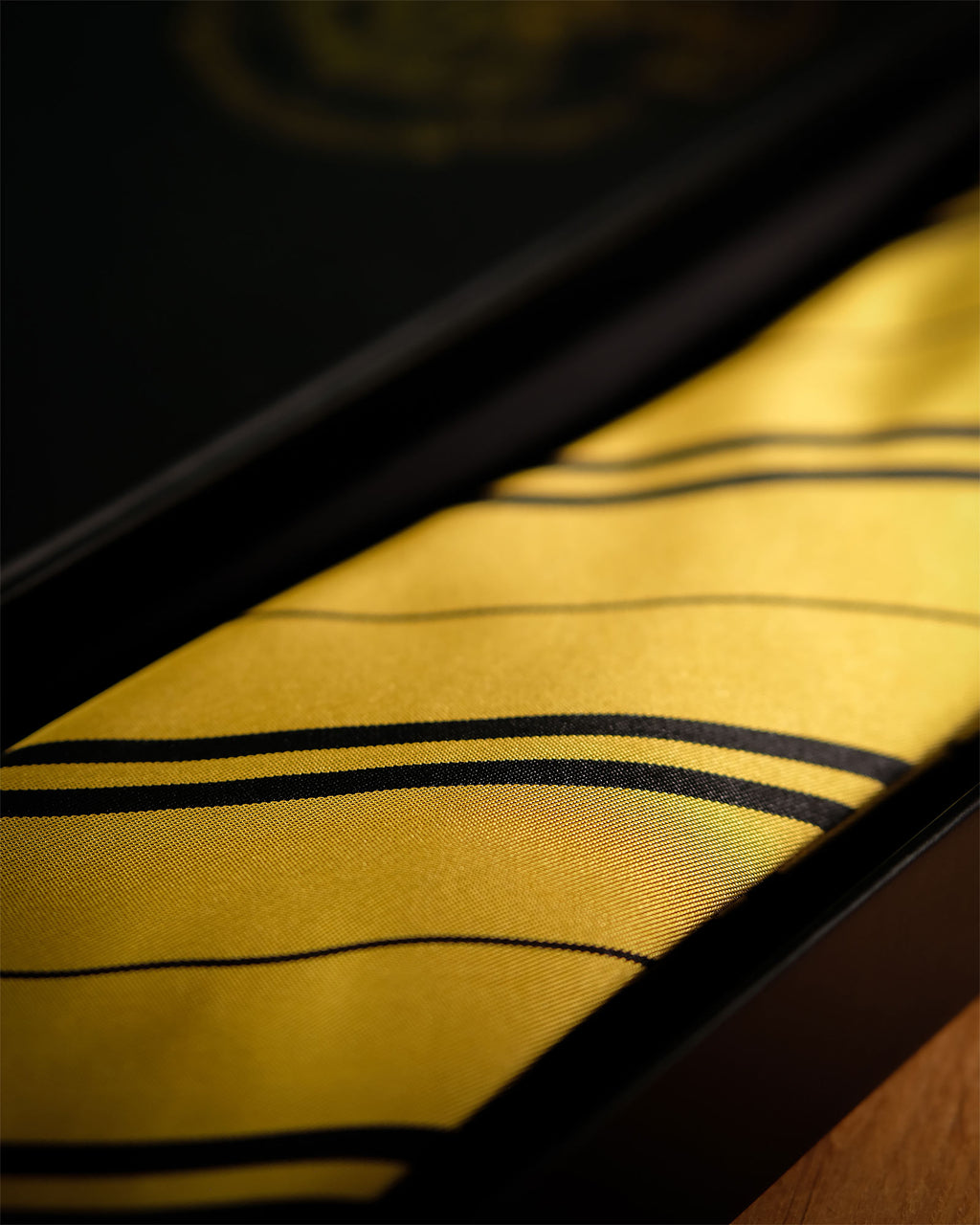 Image produit Harry Potter - Cravate Hufflepuff avec boîte cadeau