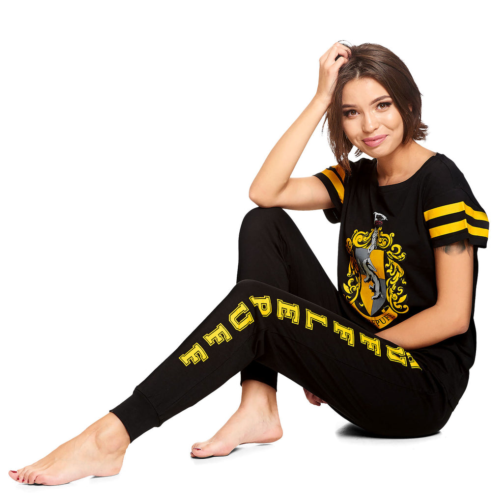 Image produit Harry Potter - Pyjama avec blason Hufflepuff pour femmes