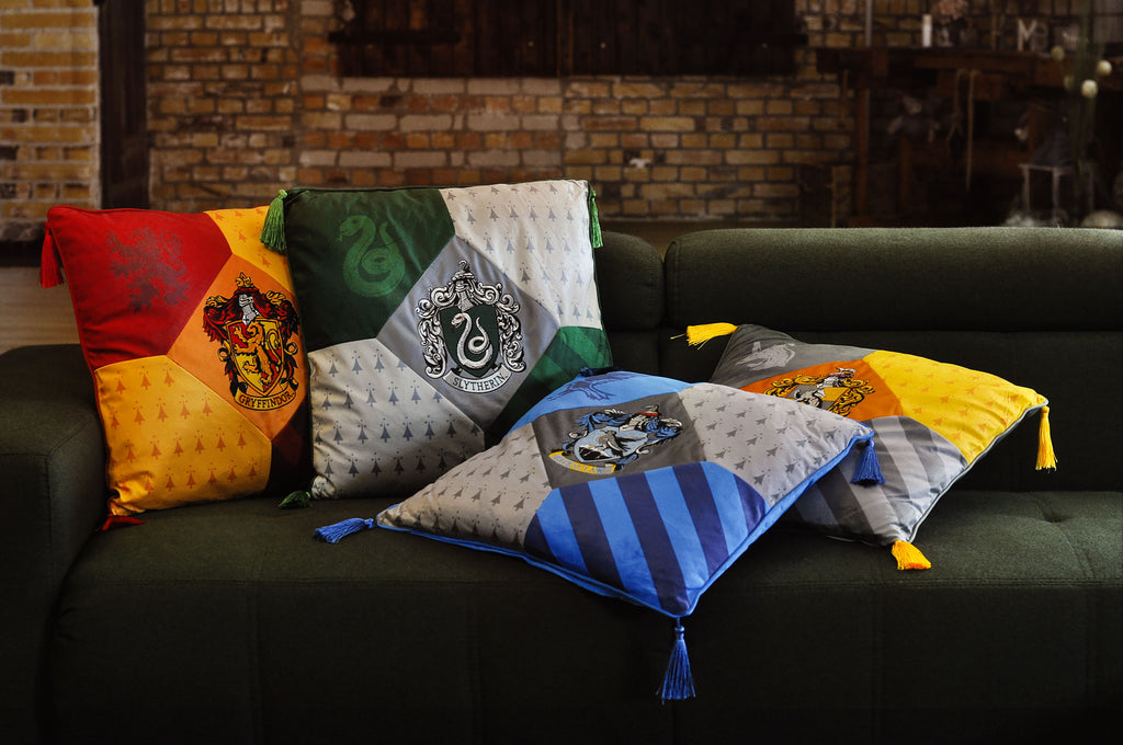 Image produit Harry Potter - Coussin Serpentard de luxe avec glands
