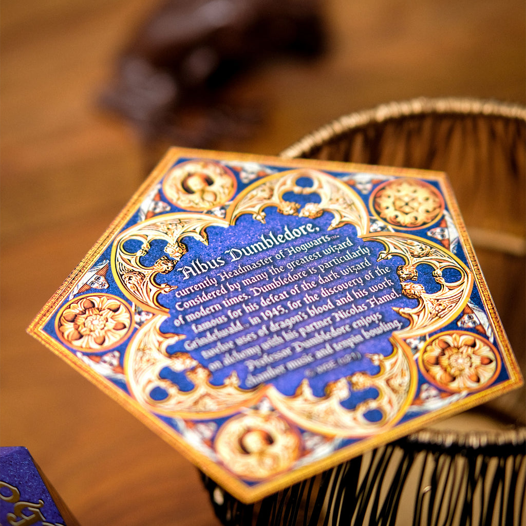 Image produit Figurine Grenouille en chocolat avec carte à collectionner - Réplique Harry Potter