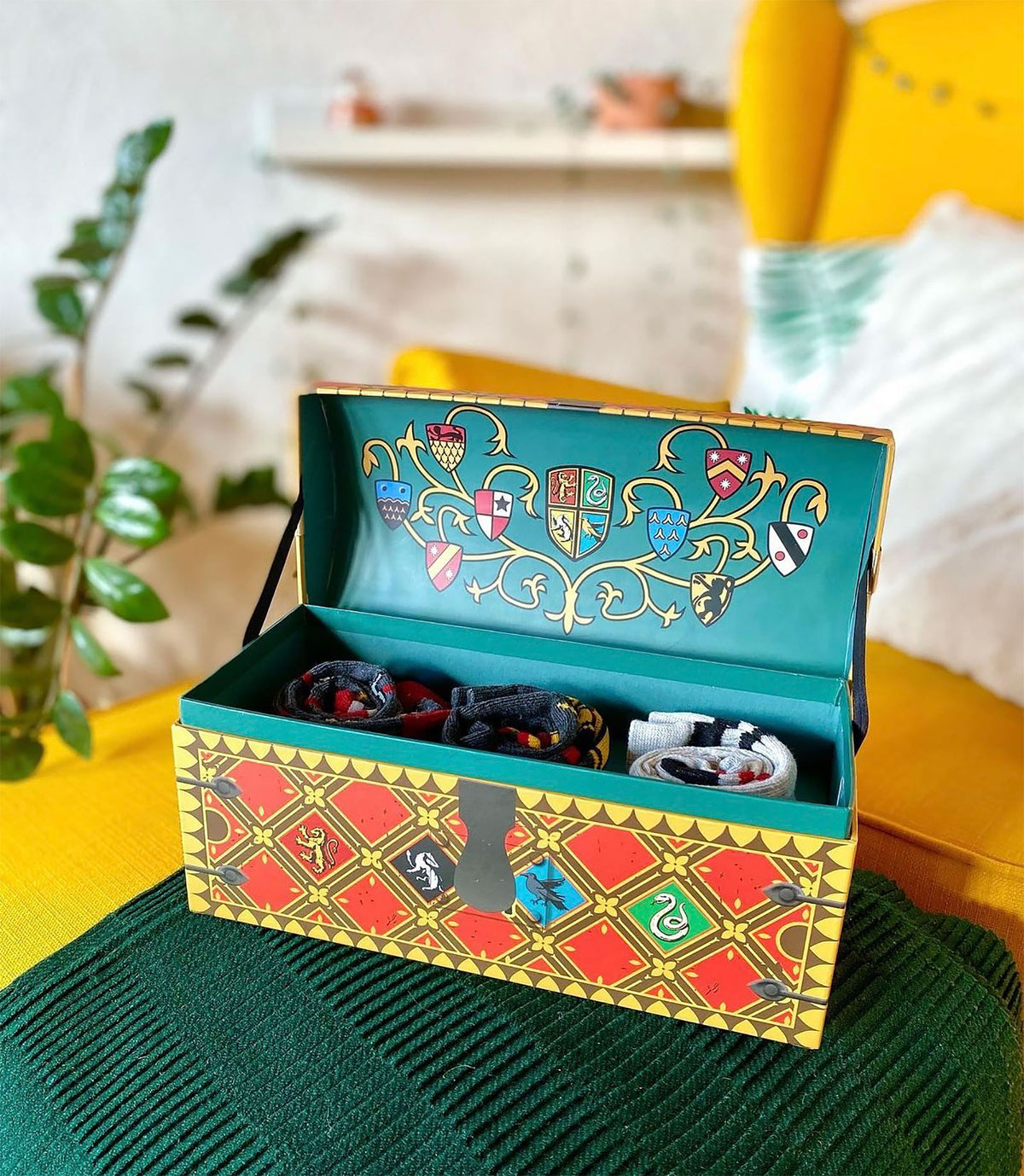 Image produit Harry Potter - Ensemble de 3 paires de chaussettes dans une boîte cadeau