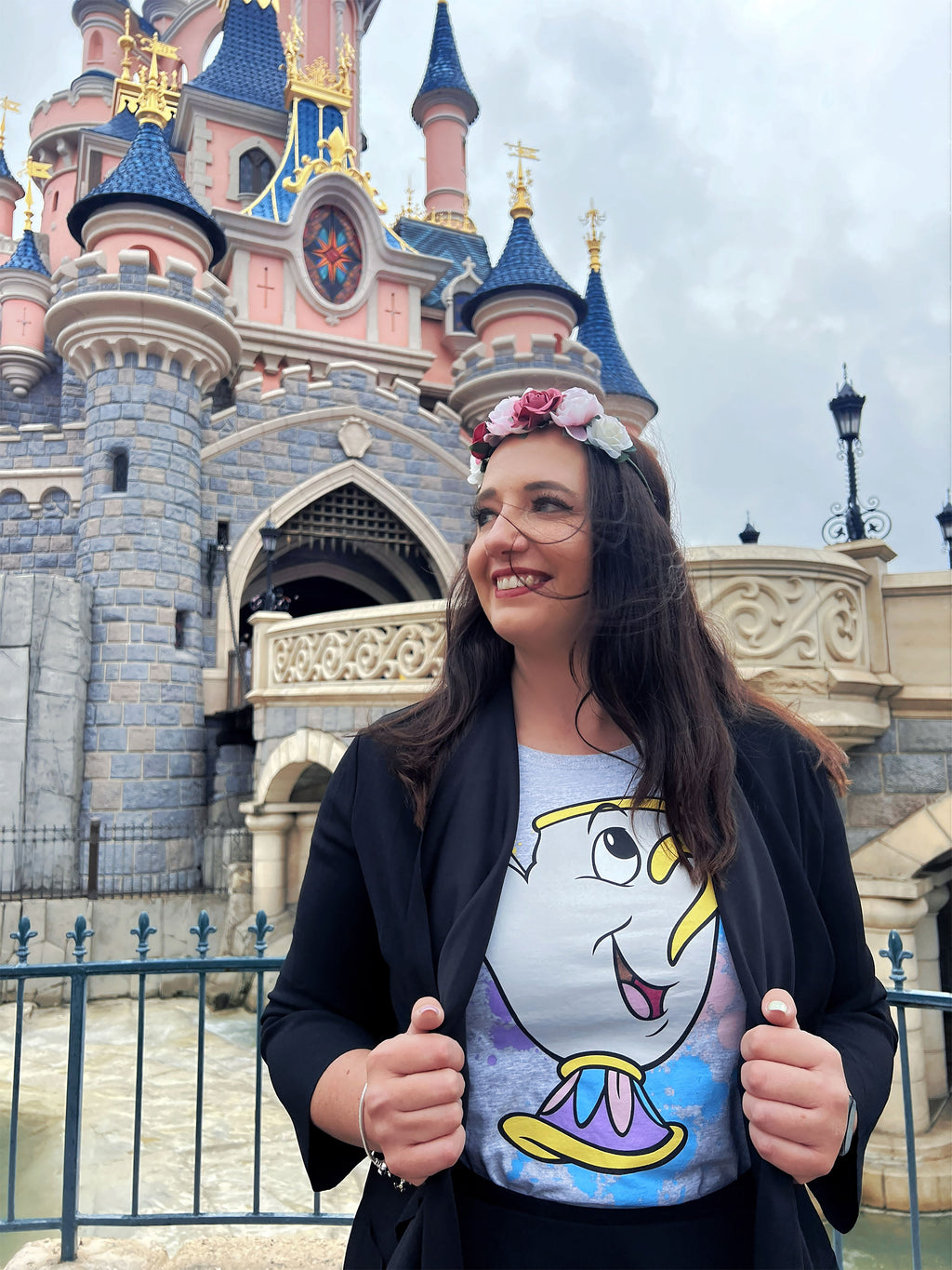 Image produit La Belle et la Bête - T-shirt éclaboussures de Tassilo pour femmes gris