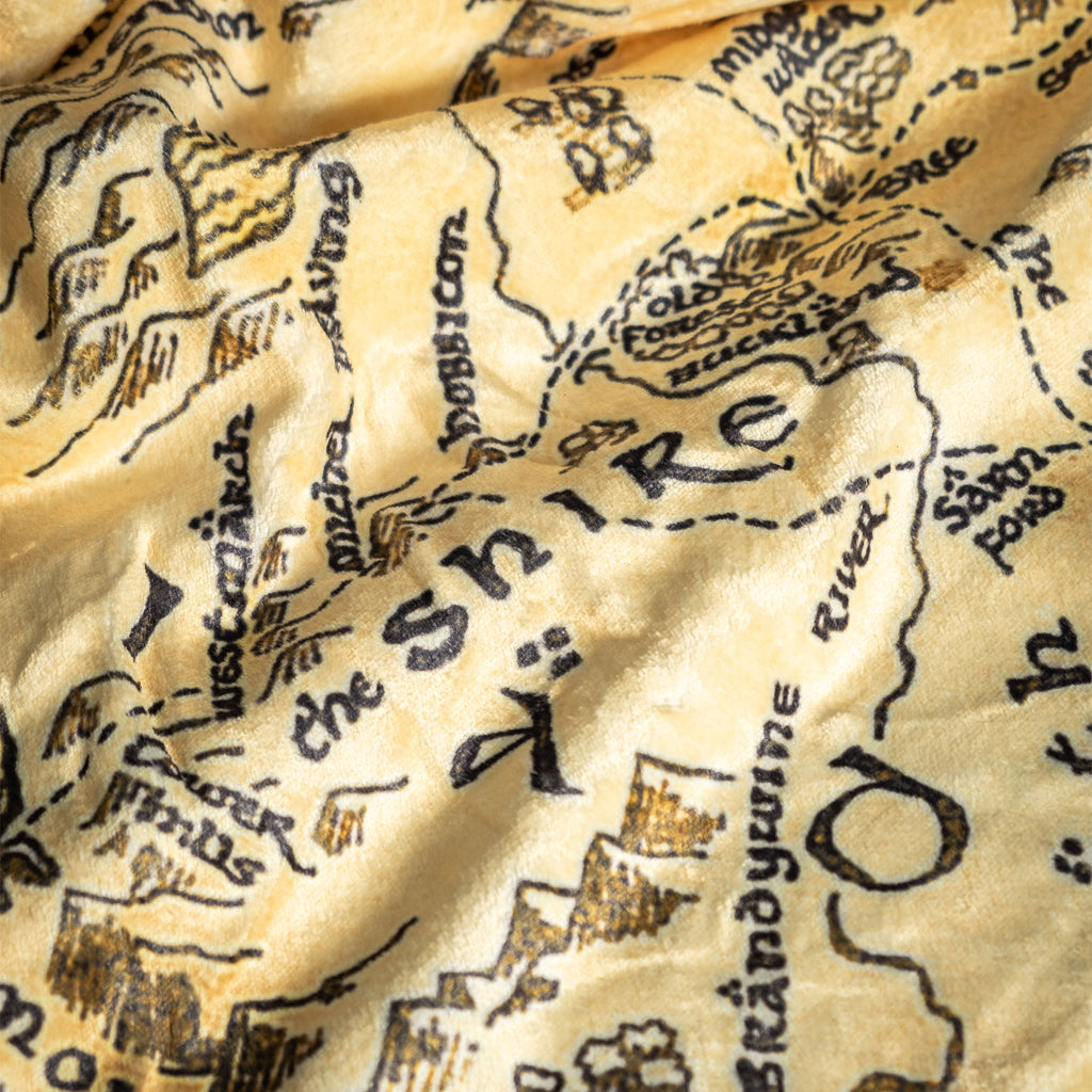 Product image The Lord of the Rings - Middle Earth Map Plush Blanket with Teddy Fur