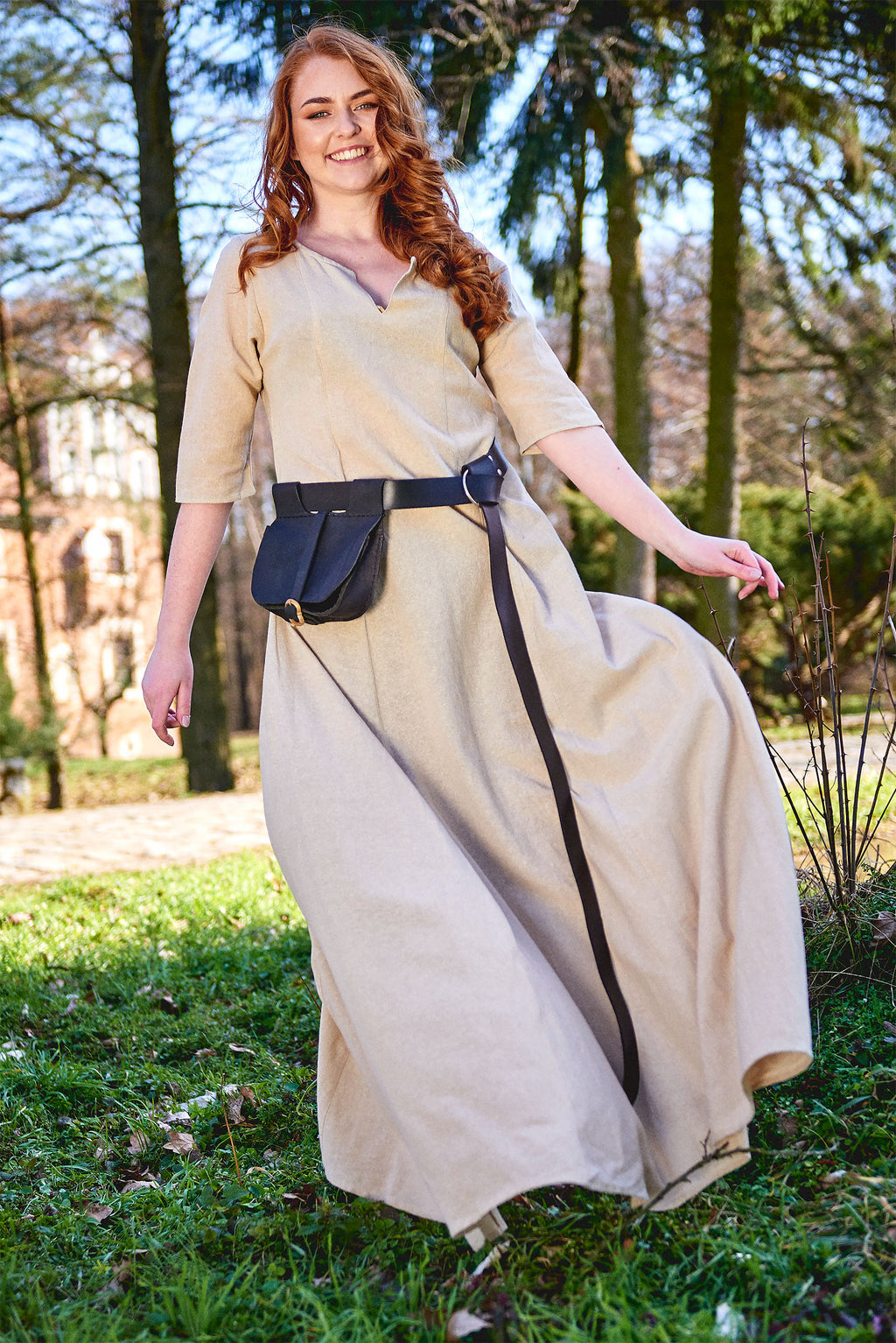 Image produit Sous-robe médiévale Silja beige