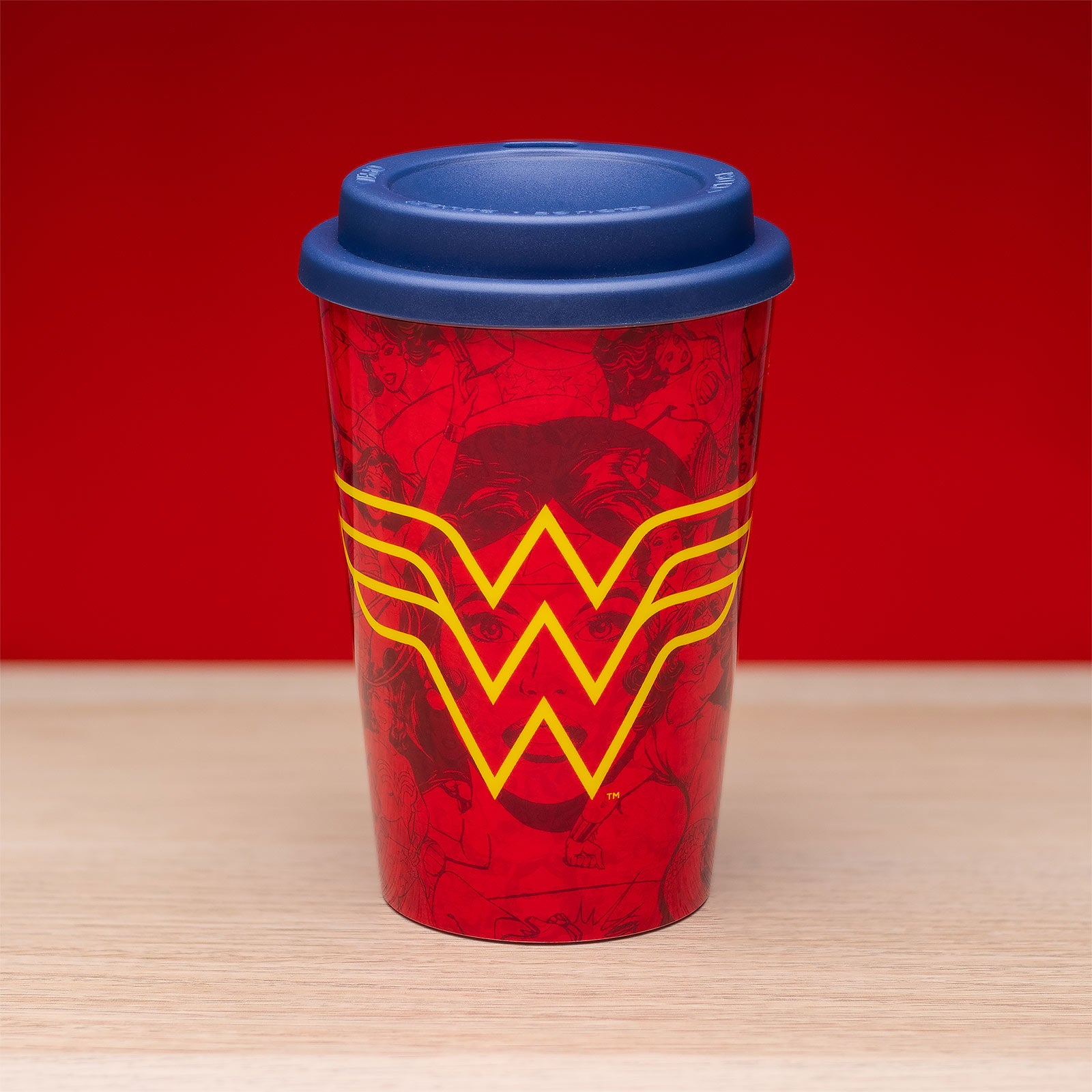 Image produit Wonder Woman - Gobelet à emporter avec logo