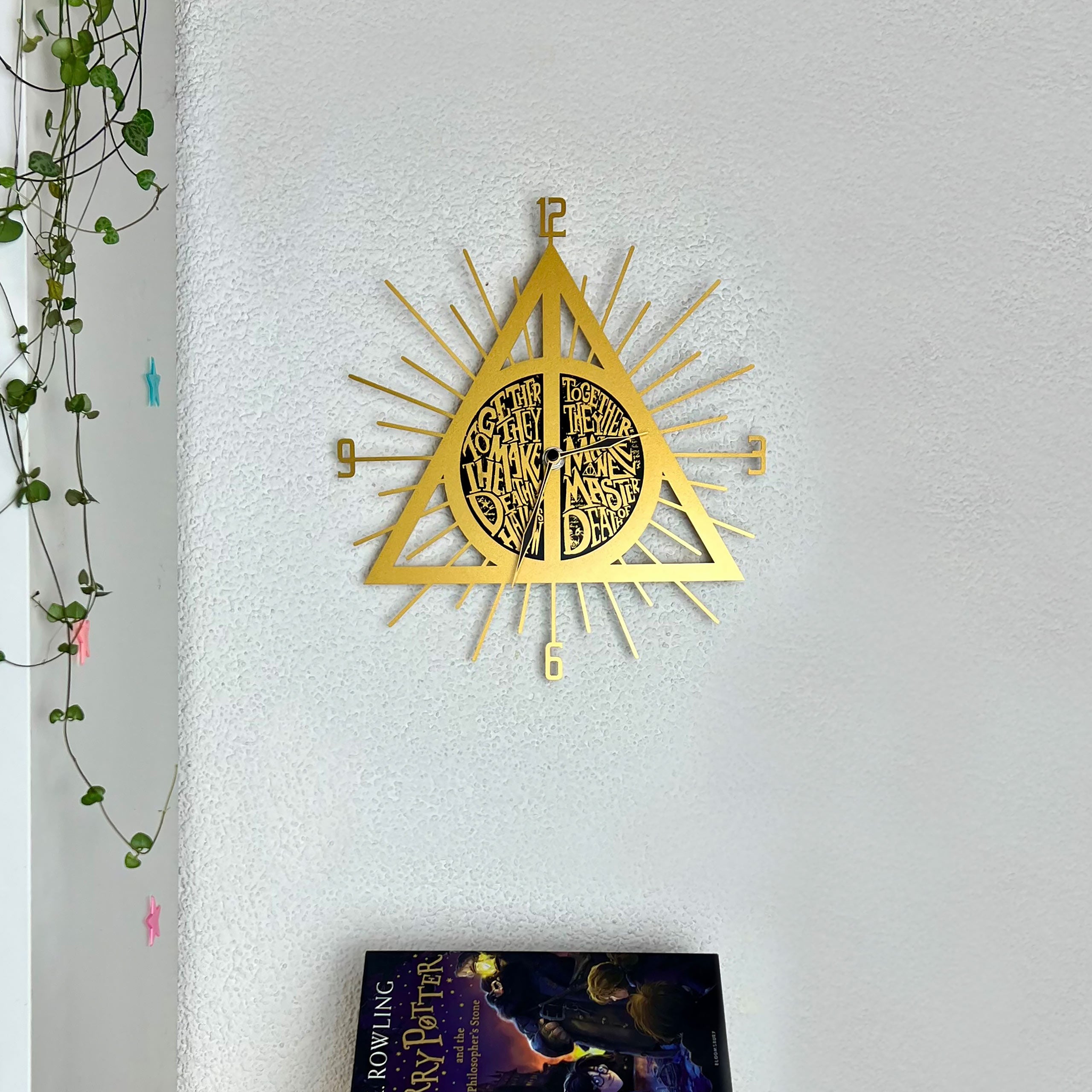 Image produit Harry Potter - Horloge murale Reliques de la Mort