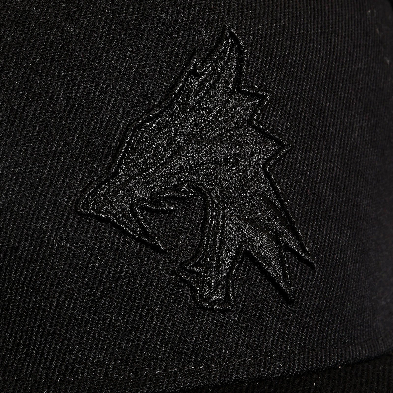 Image produit Witcher - Casquette Snapback Silhouette de Loup noire