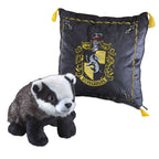Image produit Harry Potter - Coussin blason Hufflepuff avec figurine en peluche