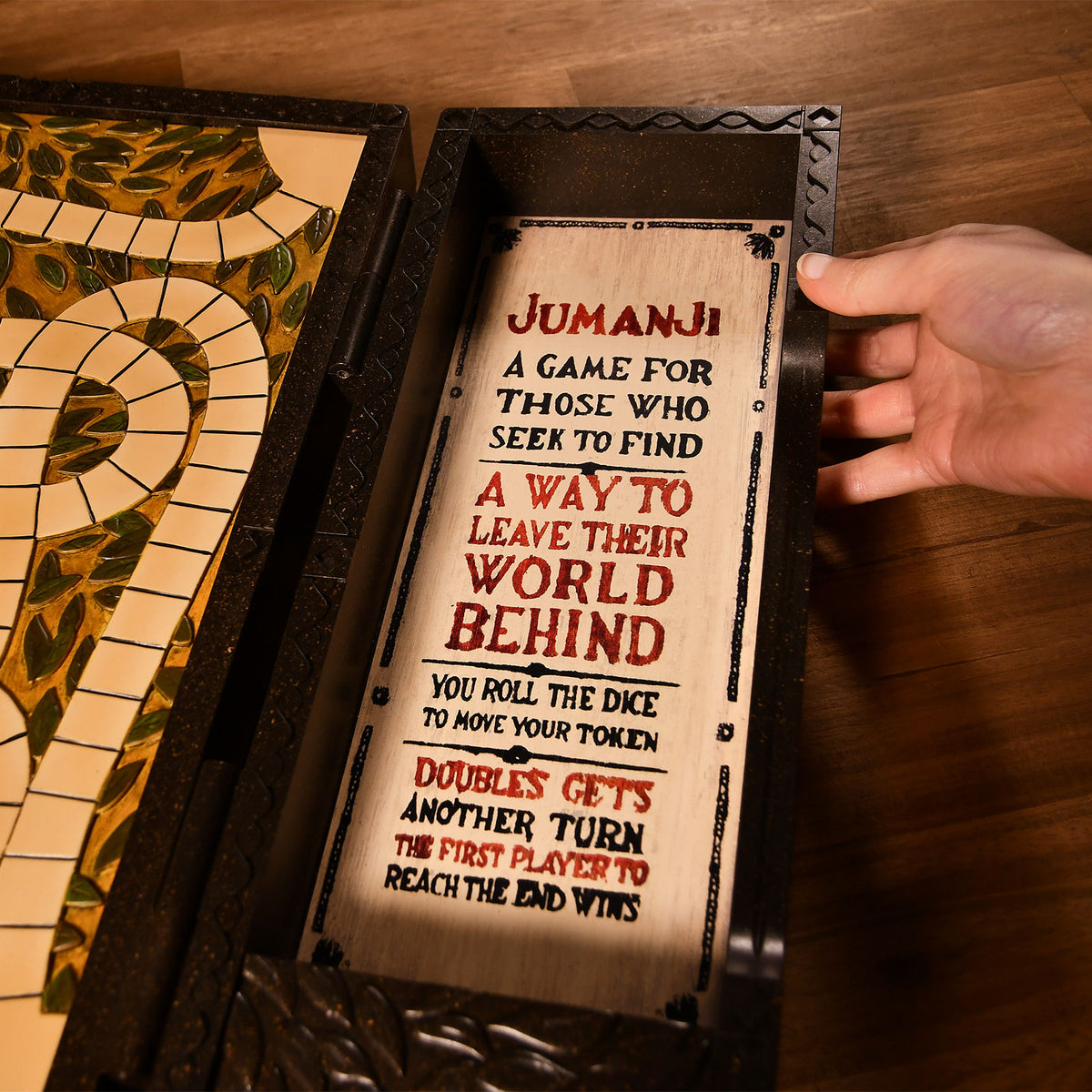 Image produit Jumanji - Réplique du Jeu de Plateau