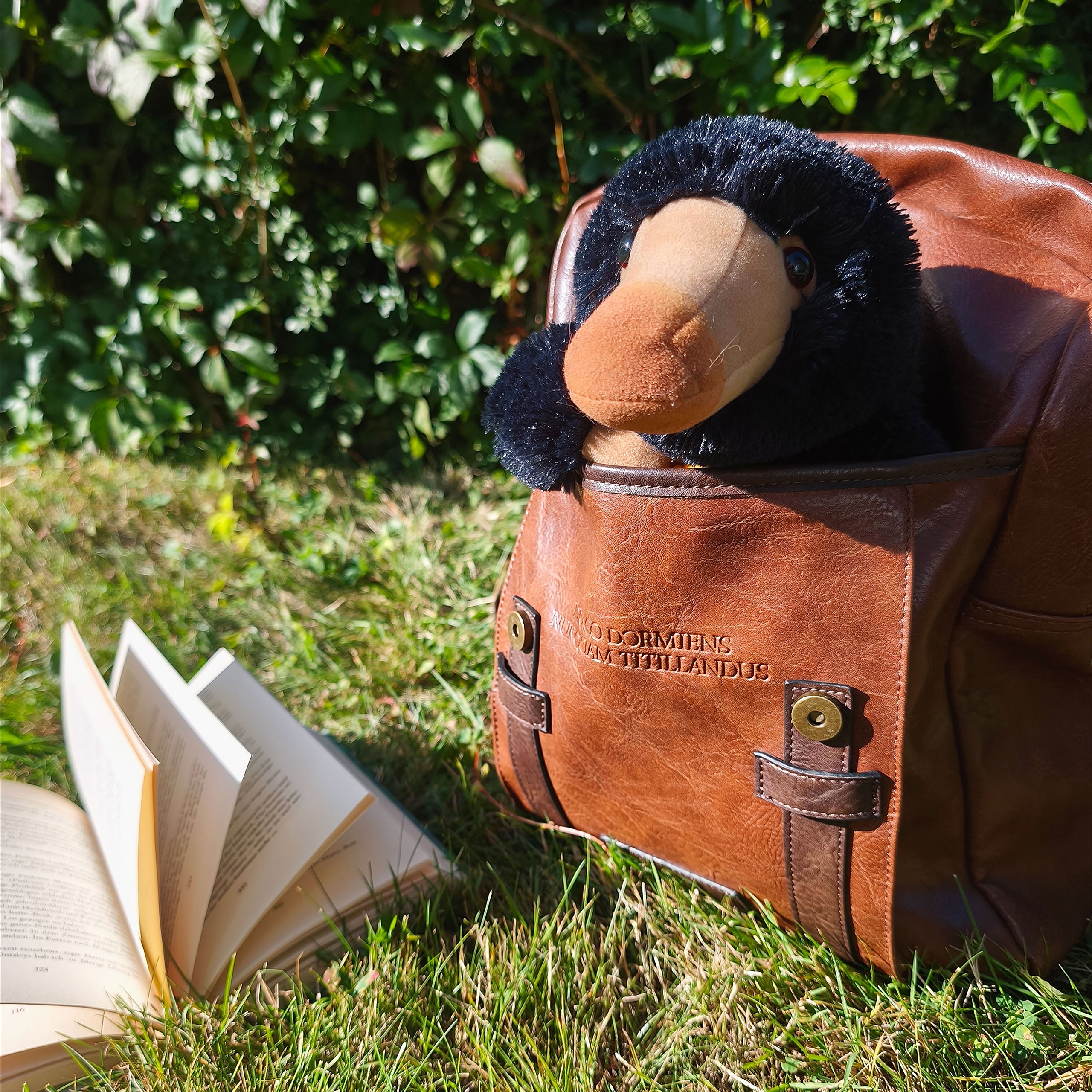 Image produit Figurine en peluche Niffler 25 cm - Animaux fantastiques