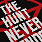 Image produit T-shirt The Hunt Never Ends pour les fans de Supernatural noir
