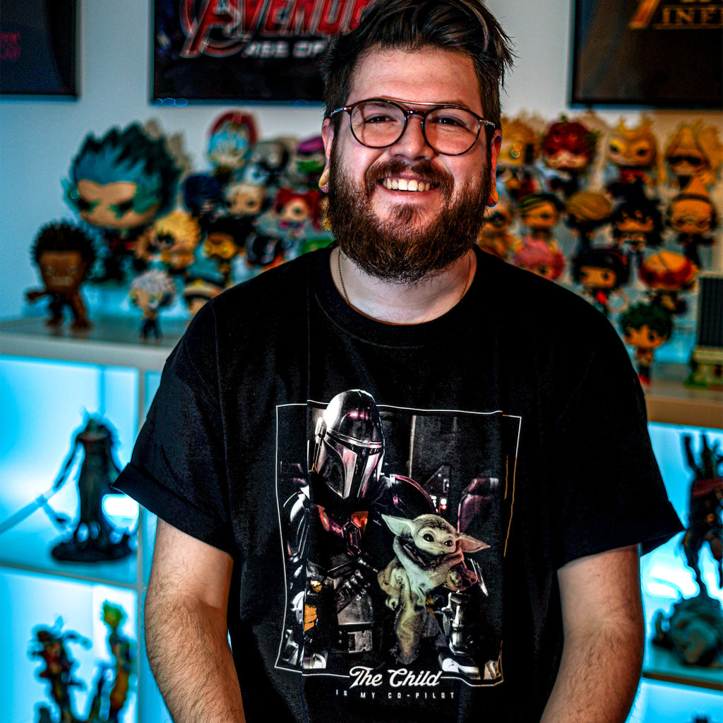 Image produit Le T-shirt noir The Child is My Co-Pilot - Star Wars The Mandalorian