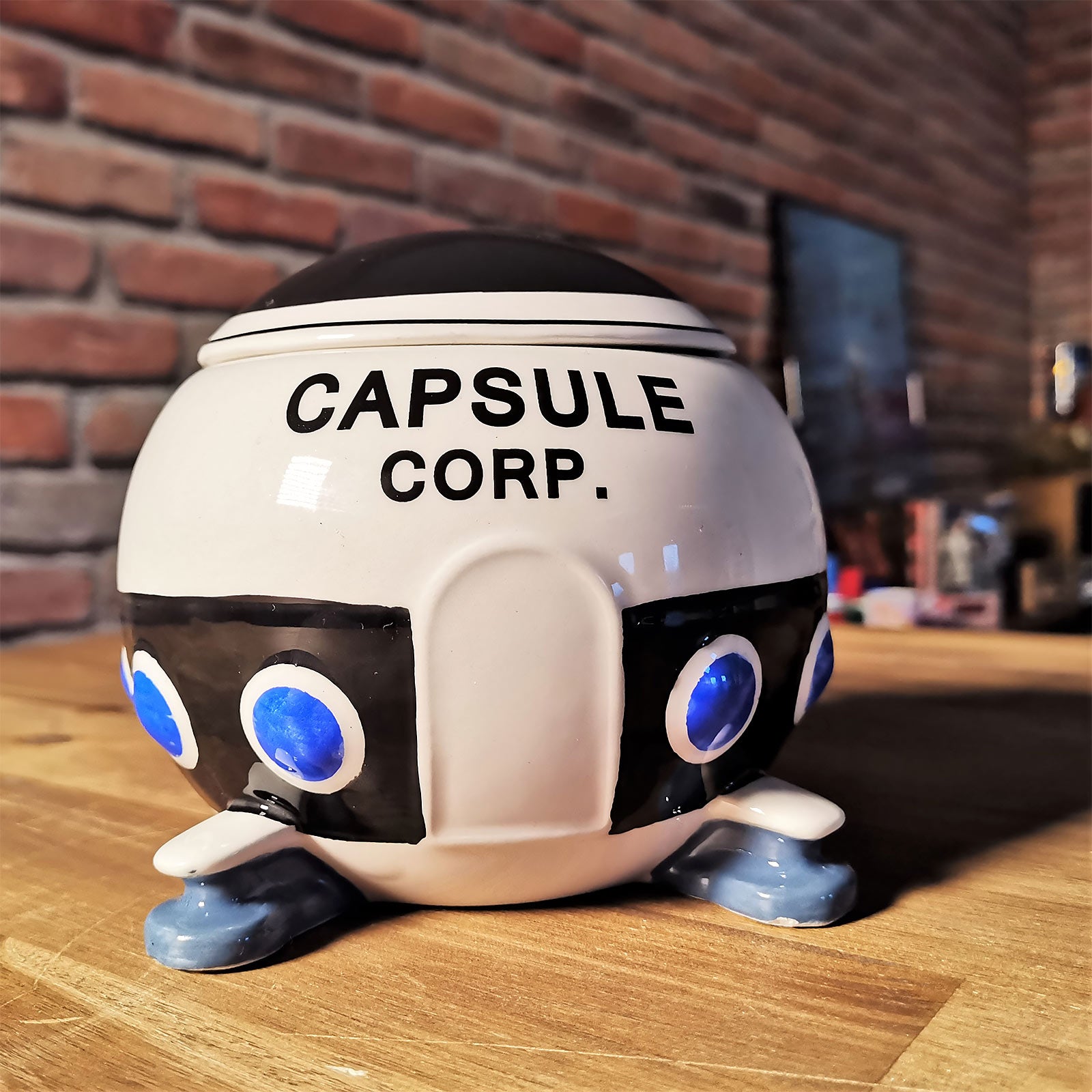 Image produit Dragon Ball - Vaisseau spatial Capsule Corp. Tasse 3D avec couvercle
