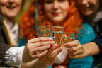 Image produit Le Seigneur des Anneaux - L'Anneau Unique & Ensemble de Verres Terre du Milieu