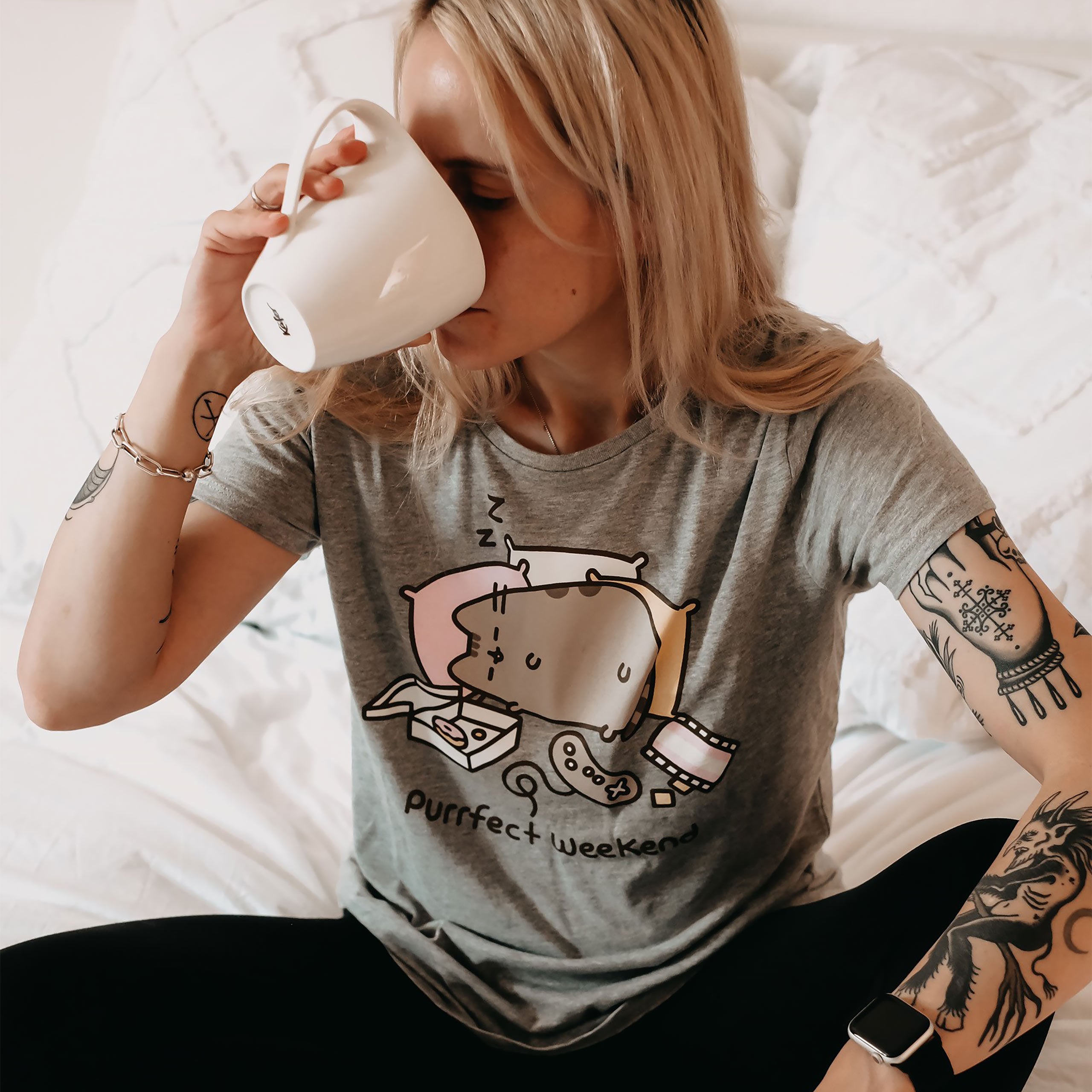 Image produit Pusheen - Purrfect Weekend T-shirt pour femmes gris
