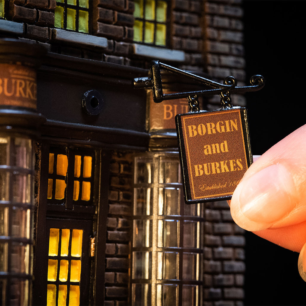 Image produit Réplique de la boutique miniature de Borgin & Burke avec éclairage - Harry Potter