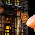 Image produit Réplique de la boutique miniature de Borgin & Burke avec éclairage - Harry Potter