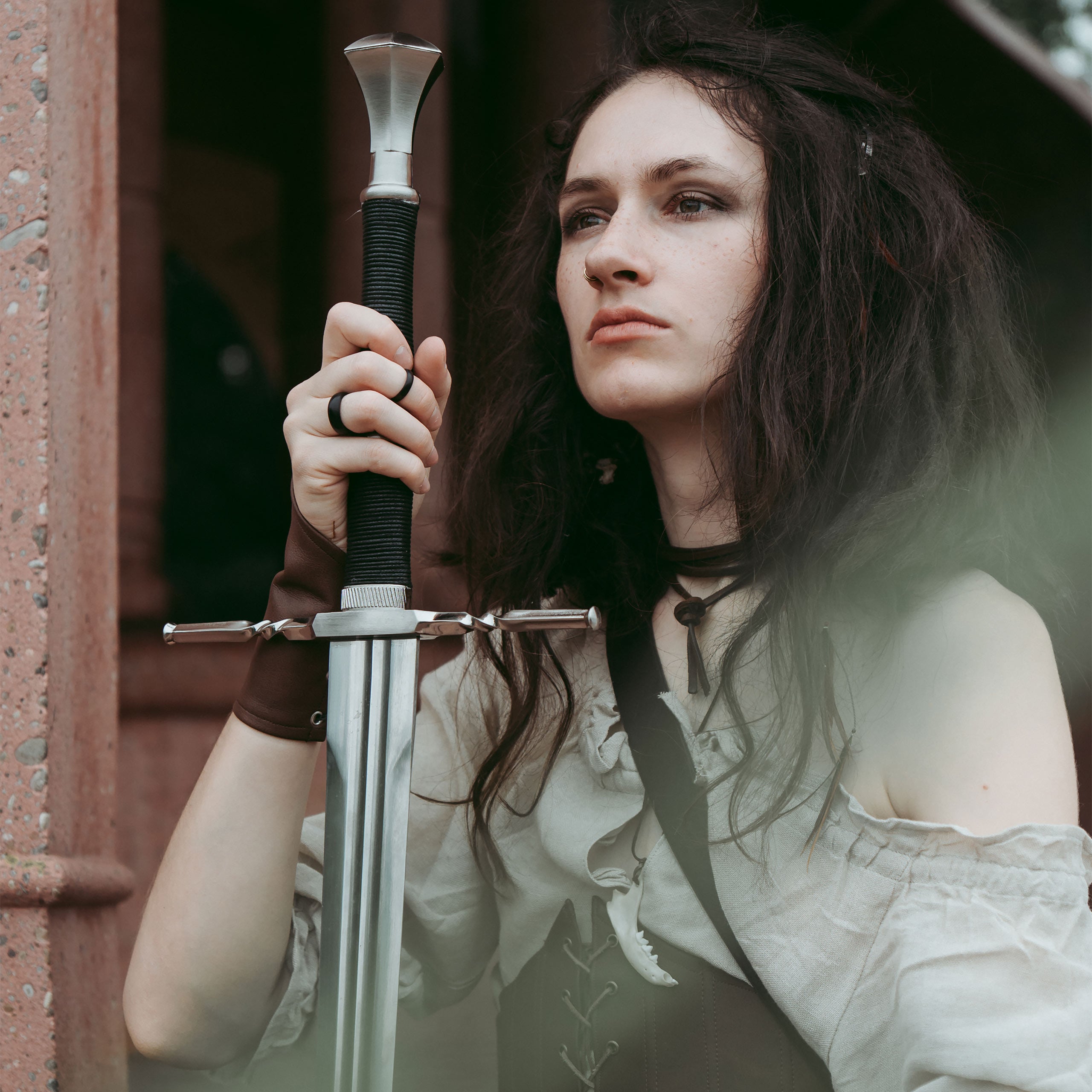 Image produit Réplique de l'épée en acier de Geralt de Rivia avec fourreau pour les fans de Witcher