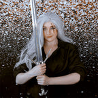 Image produit Réplique de l'épée d'argent de Geralt de Riv avec fourreau pour les fans de Witcher