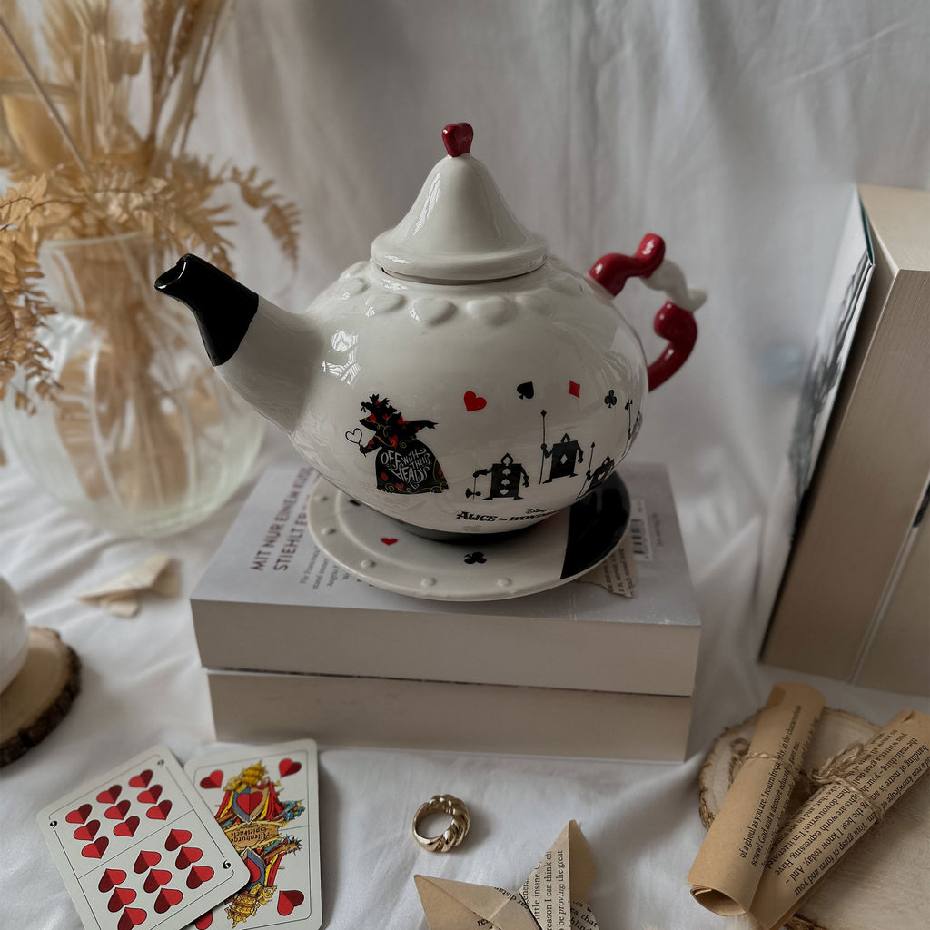 Image produit Alice au Pays des Merveilles - Théière Reine de Cœur avec Soucoupe