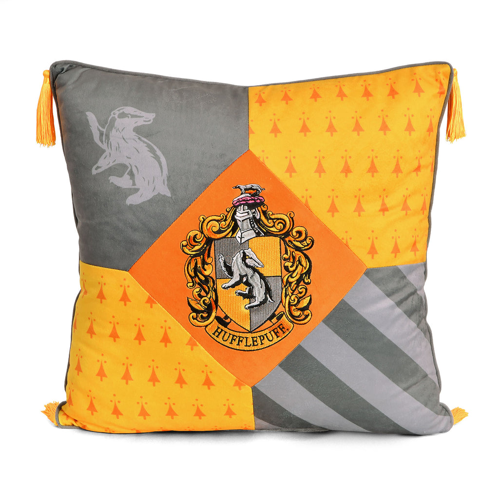 Image produit Harry Potter - Coussin Poufsouffle avec glands deluxe