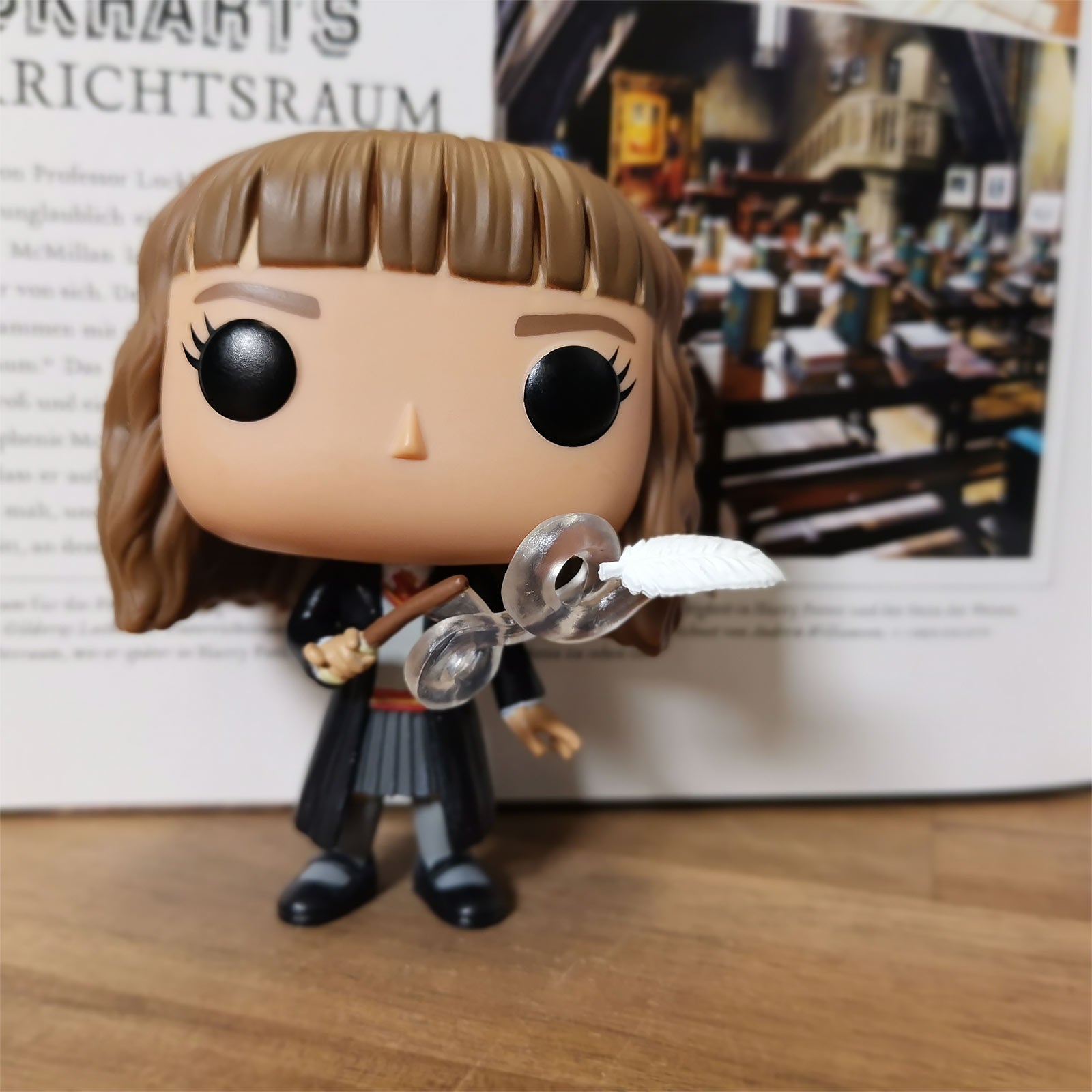 Image produit Harry Potter - Hermione avec plume Figurine Funko Pop