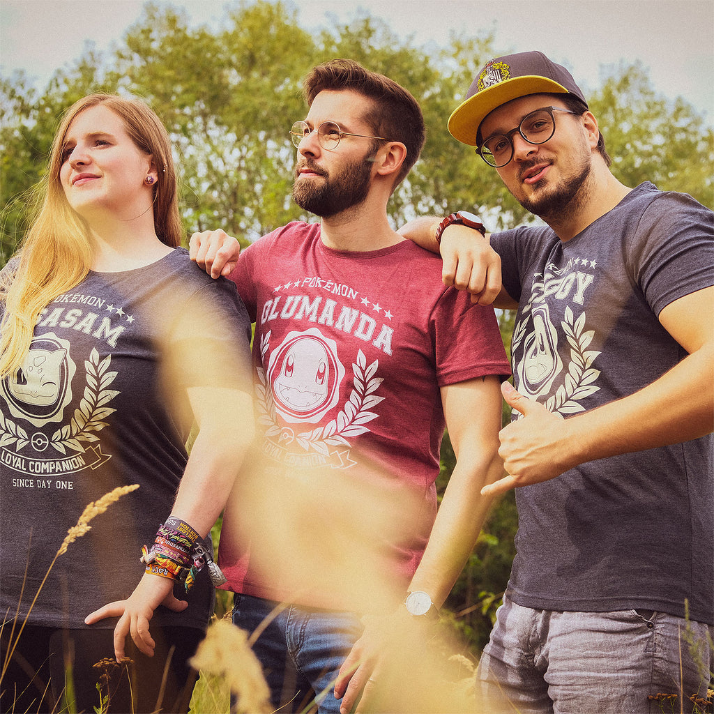 Image produit Pokemon - T-shirt rouge Compagnon Loyal de Salamèche
