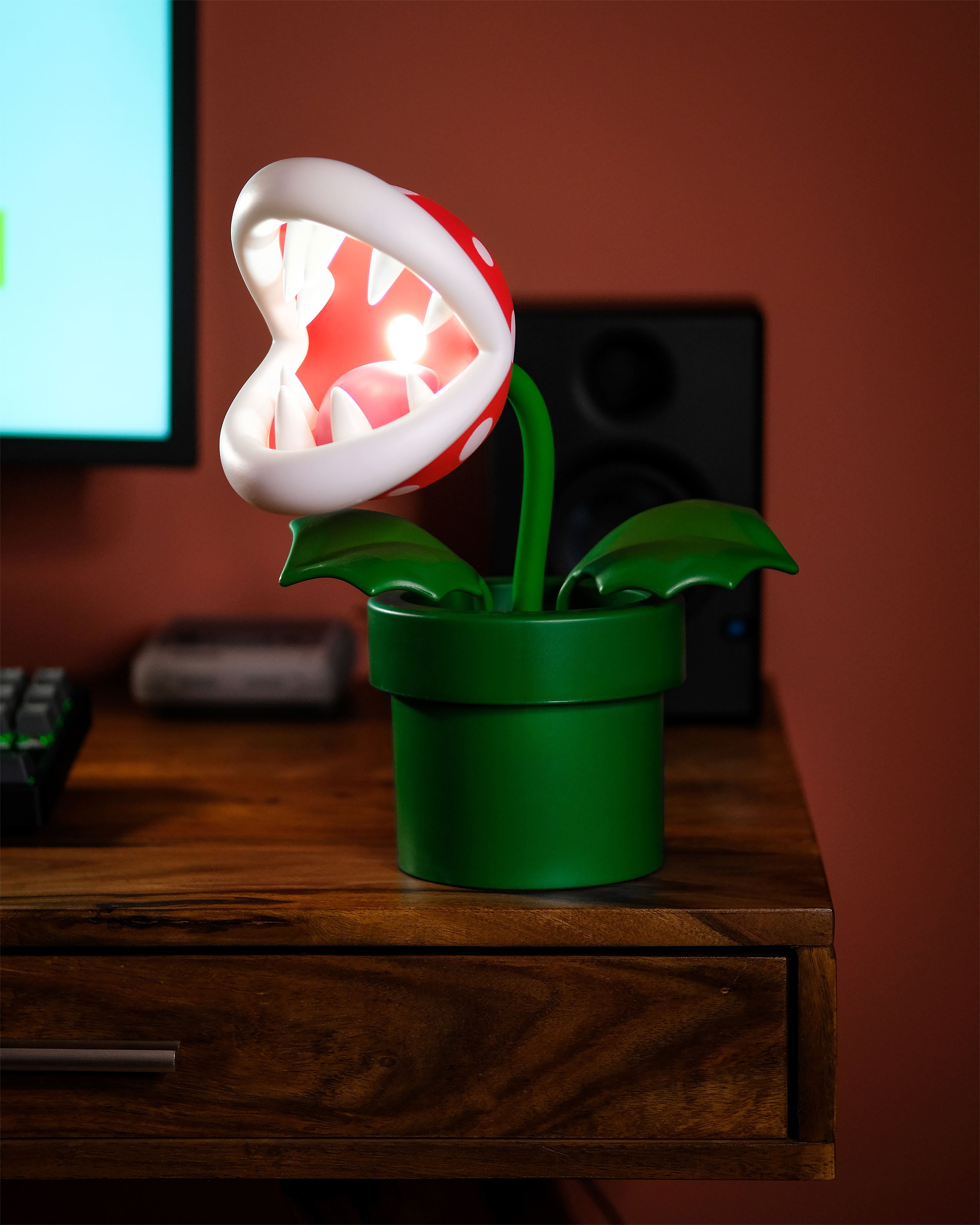 Image produit Super Mario - Lampe de table Plante Piranha