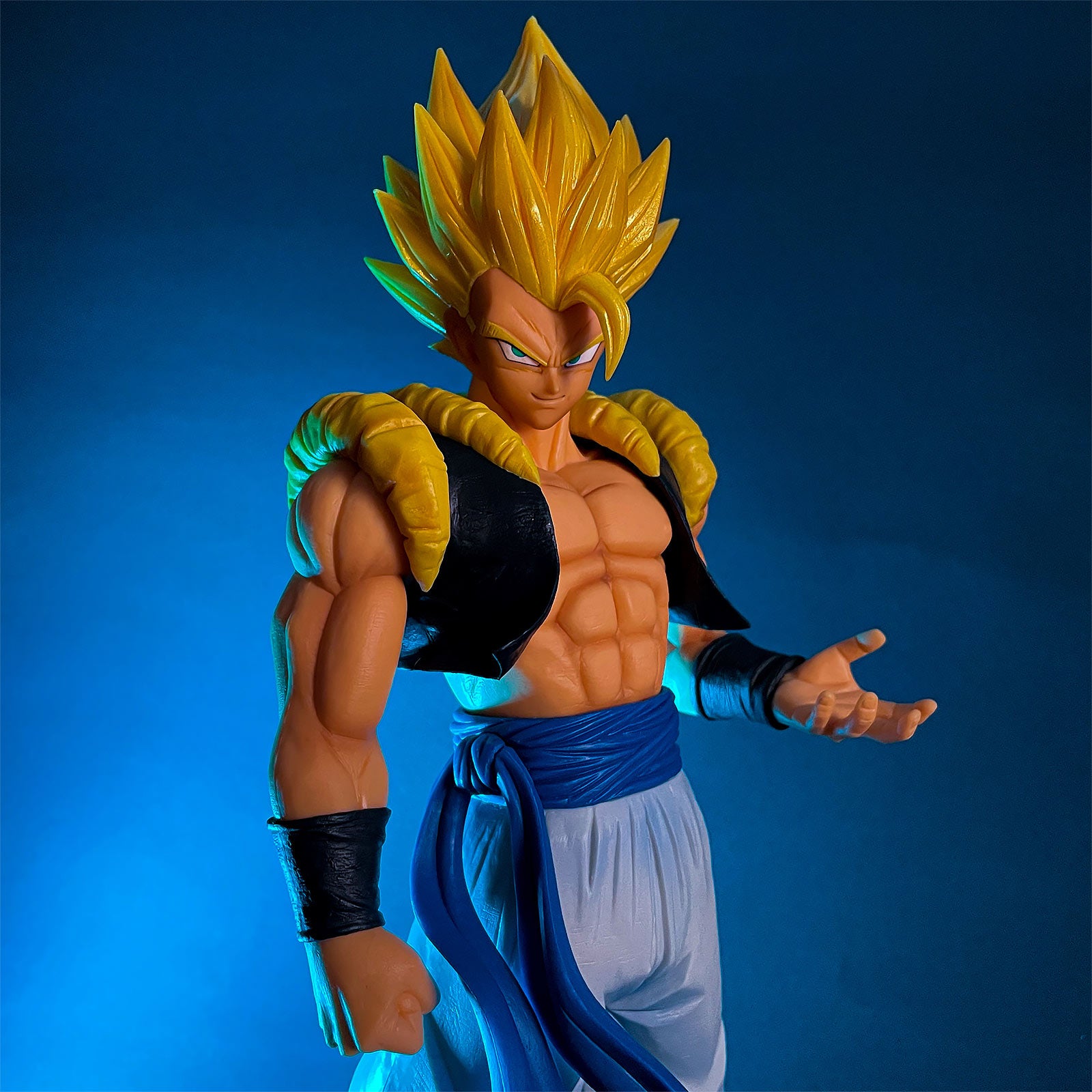 Image produit Dragon Ball Super - Figurine Grandista Nero Gogeta 27 cm
