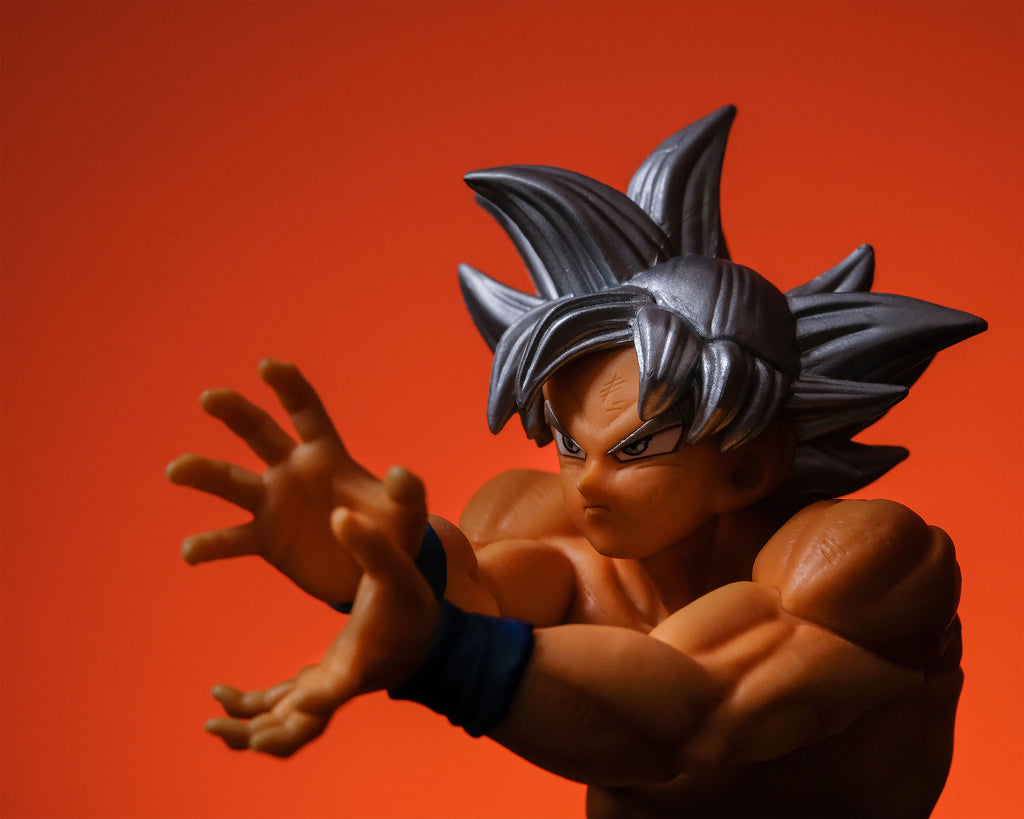 Image produit Dragon Ball Super - Figurine Goku Ultra Instinct 18cm
