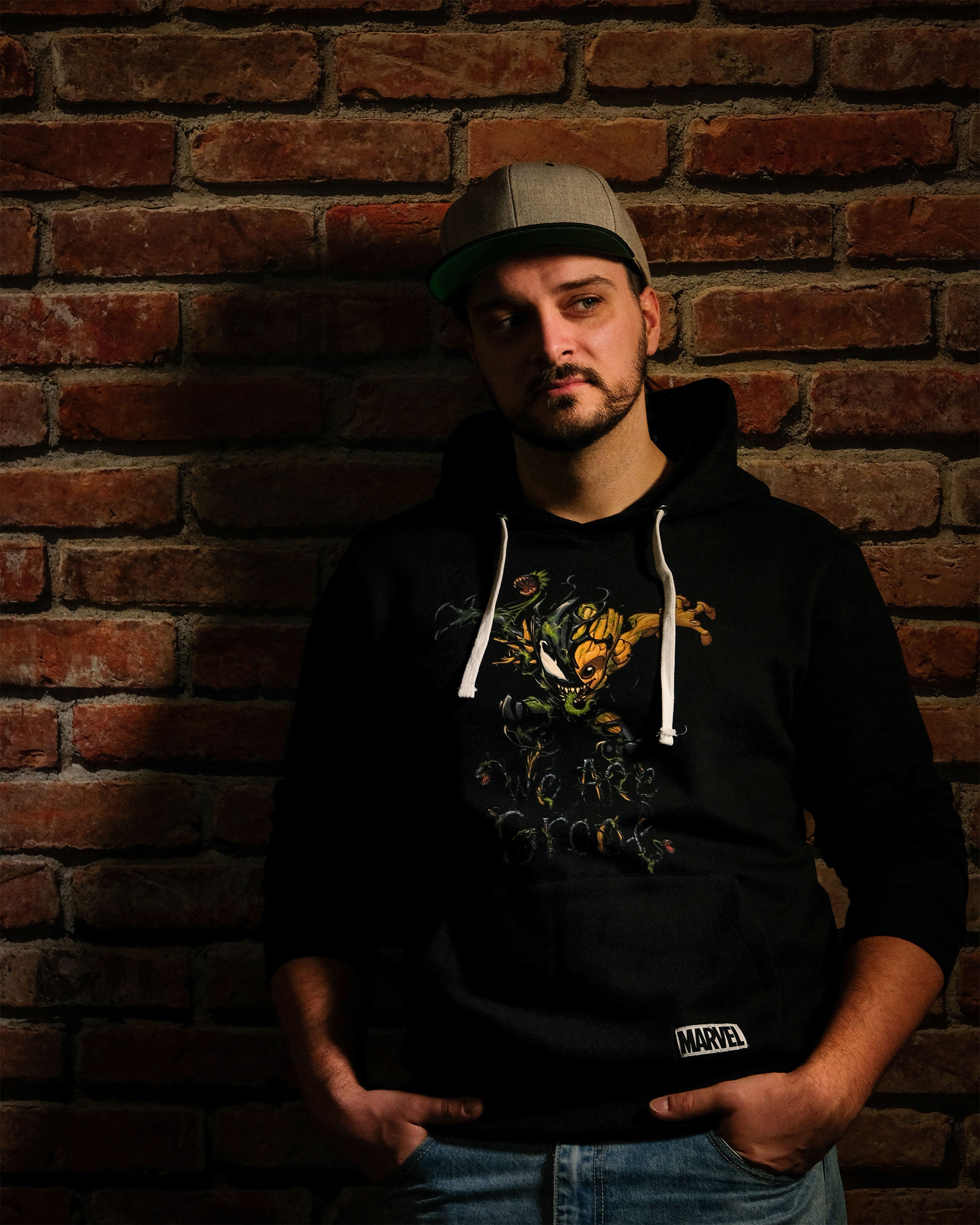 Image produit Guardiens de la Galaxie - Sweat à capuche noir Venomized Groot