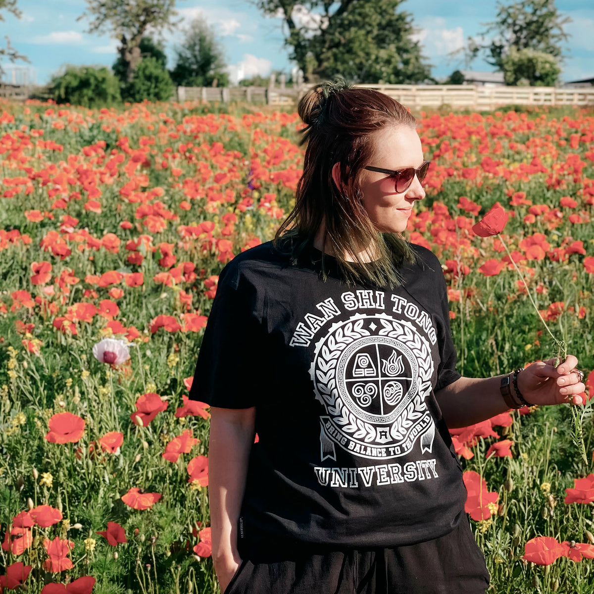 Image produit T-shirt de l'université Wan Shi Tong pour les fans d'Avatar noir