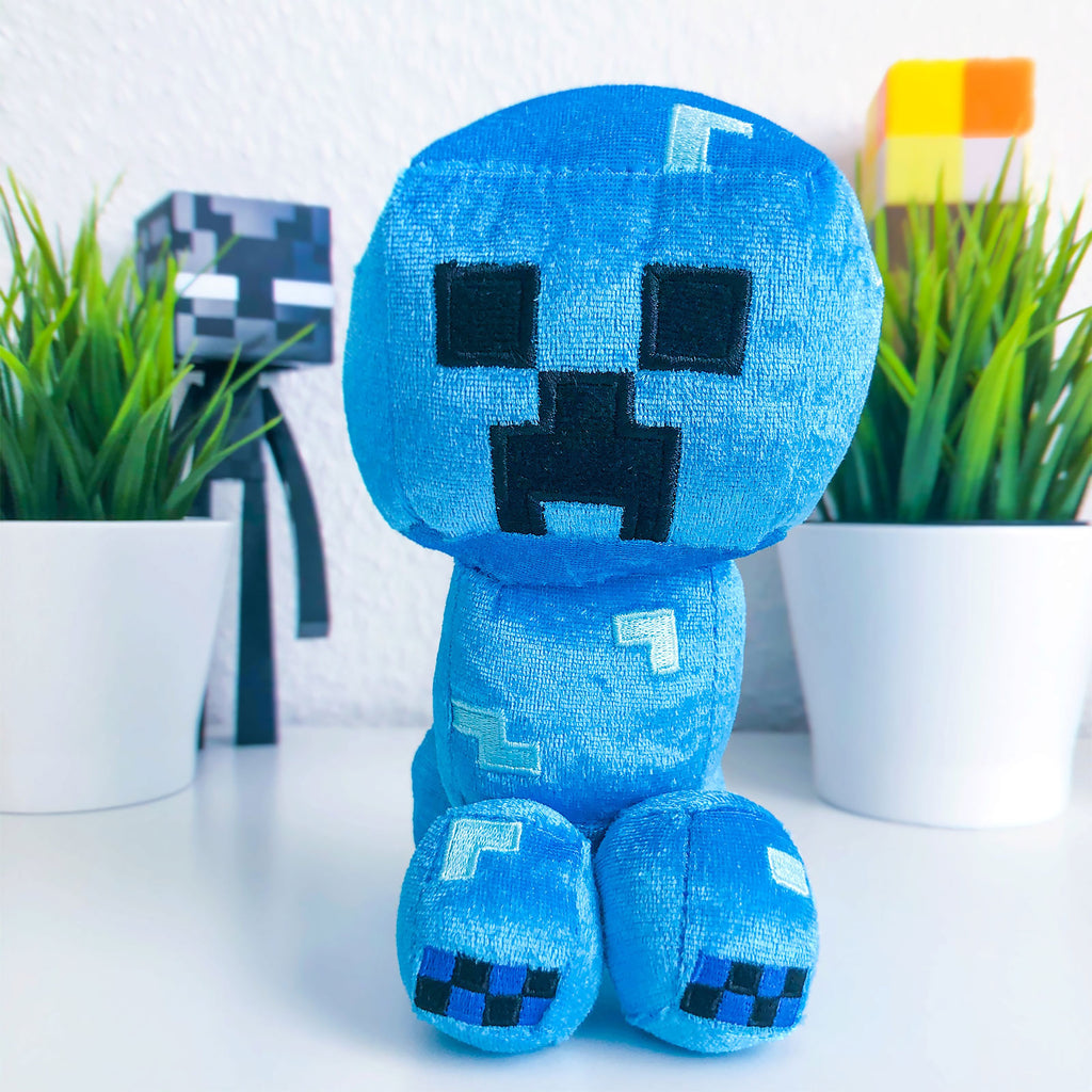 Image produit Minecraft - Figurine en peluche Happy Explorer Charged Creeper 19 cm