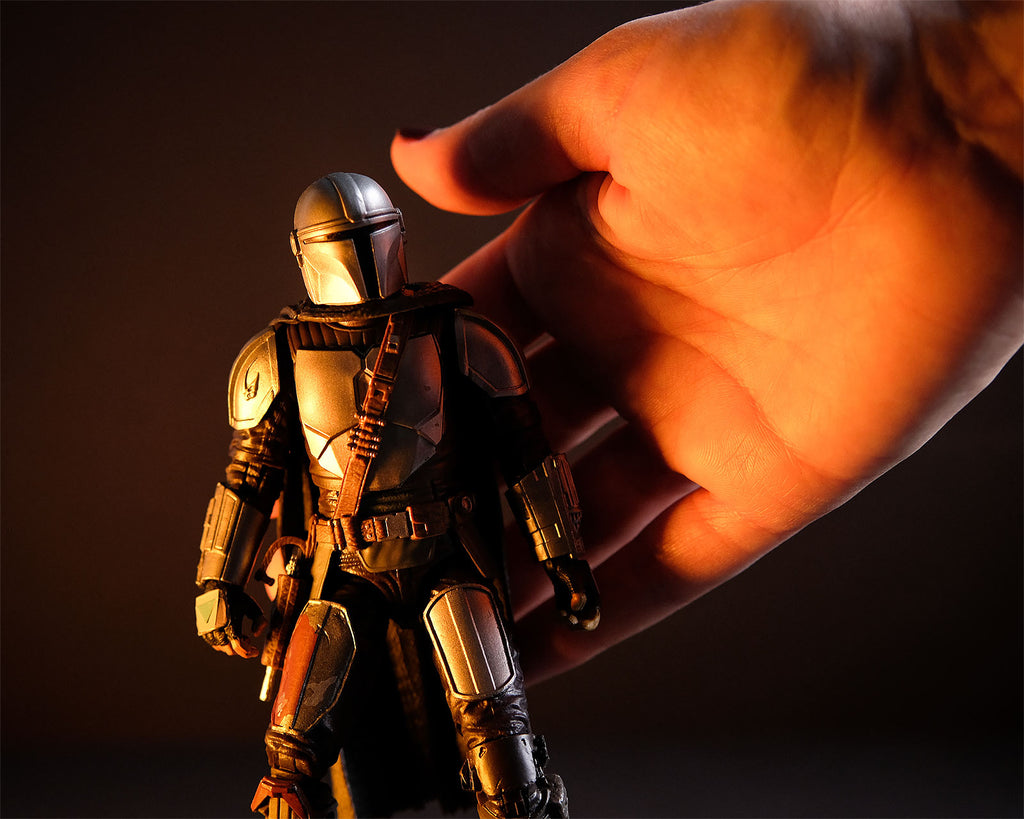Image produit Figurine d'action Mandalorian Deluxe 15 cm - Star Wars The Mandalorian