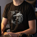 Image produit Witcher - T-Shirt Emblème de Loup Noir