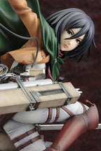 Image produit Attack on Titan - Figurine Mikasa Ackerman 35cm