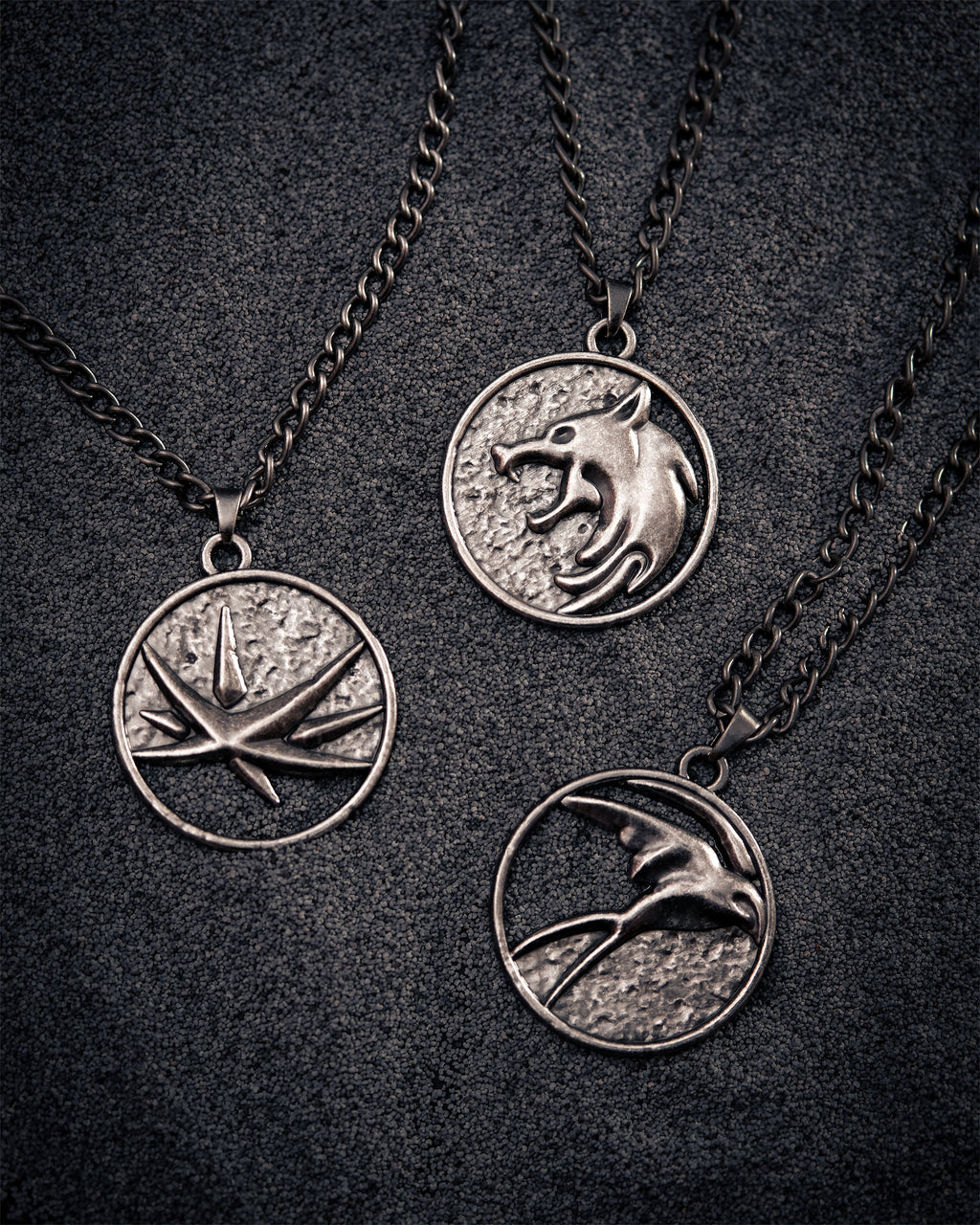Image produit Witcher - Collier médaillon Yennefer