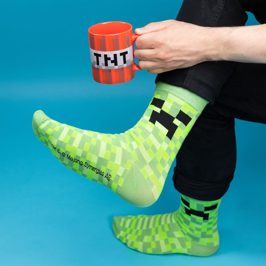 Image produit Minecraft - Ensemble Chaussettes Creeper et Tasse TNT