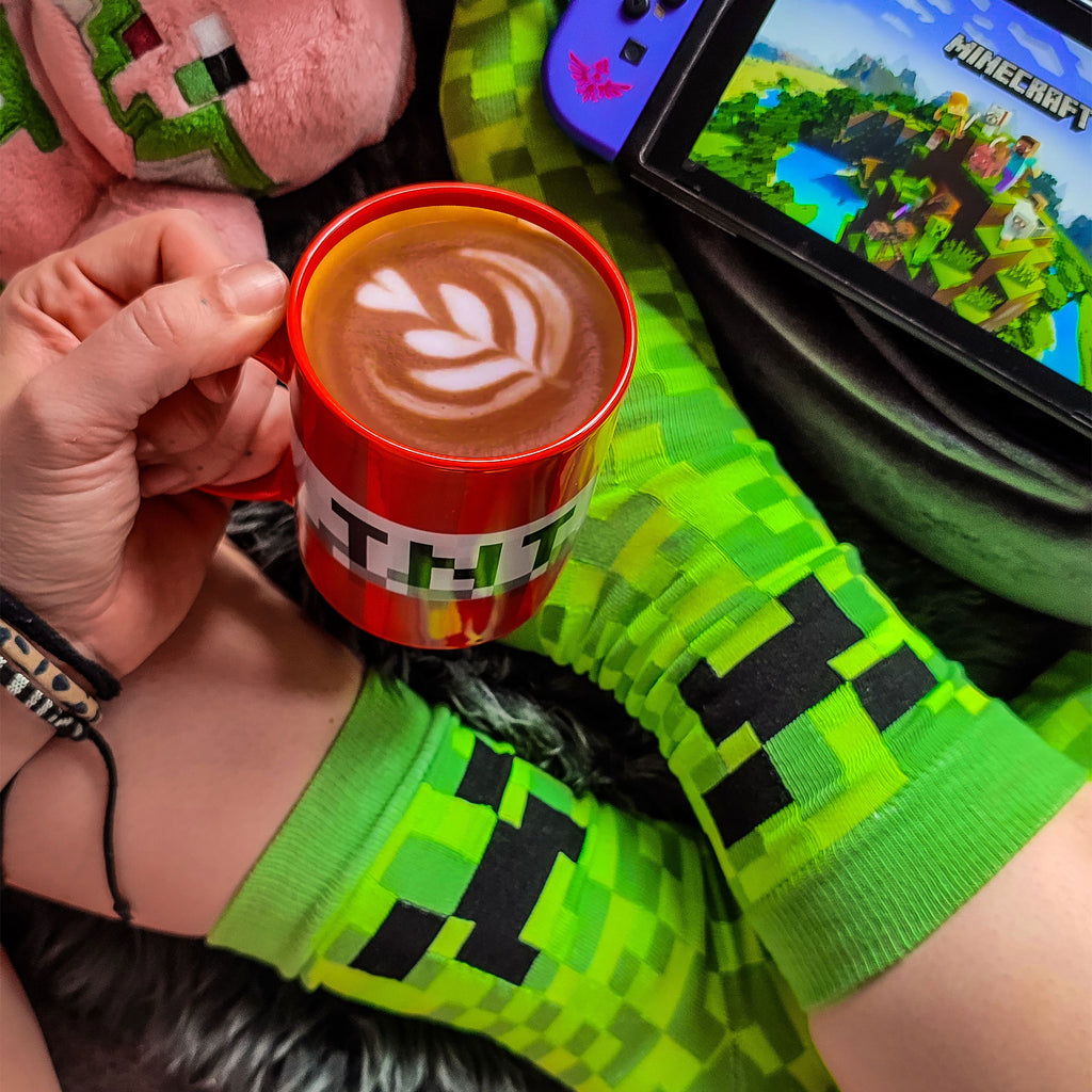 Image produit Minecraft - Ensemble Chaussettes Creeper et Tasse TNT